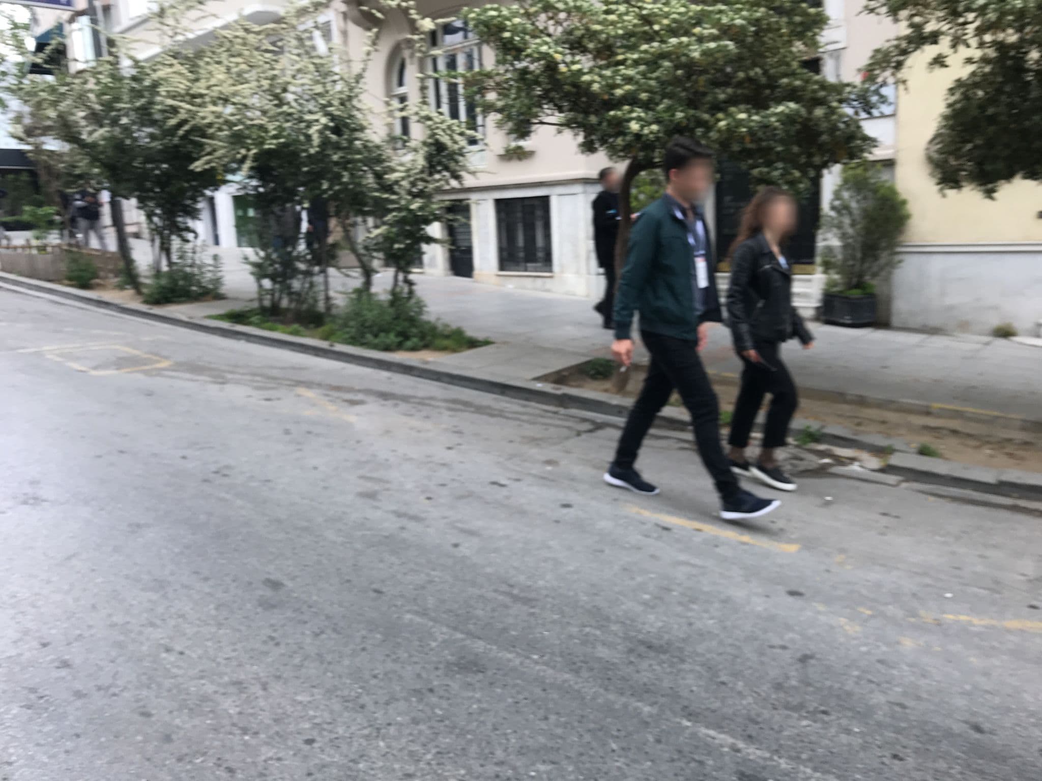 Street view near Away Suits, Eminönü — © oguzozak (CC BY-SA · Mapillary)