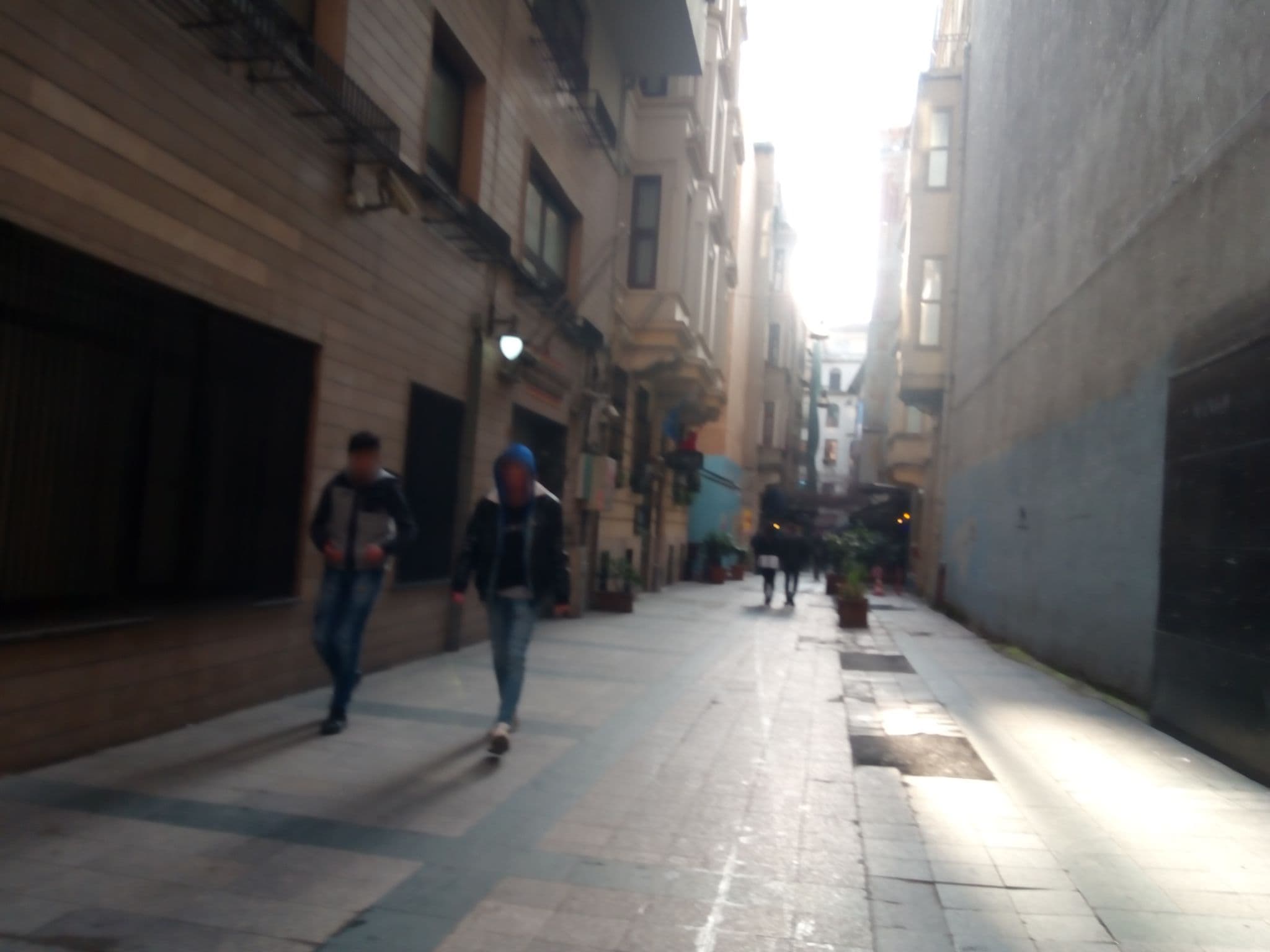 Street view near Hotel Höyük, Eminönü — © asefakcby (CC BY-SA · Mapillary)