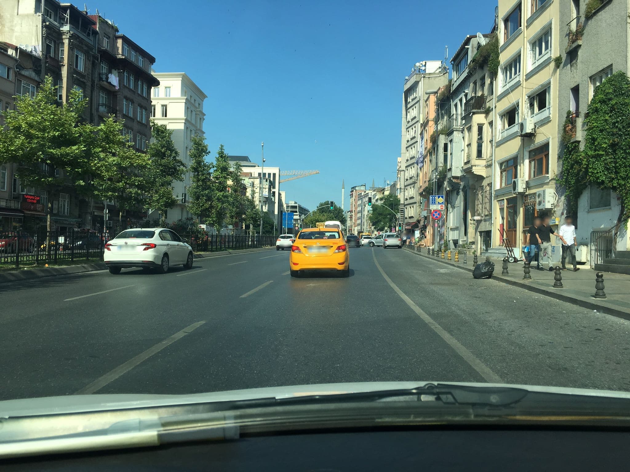 Street view near şeref otel, Eminönü — © myusufuyan (CC BY-SA · Mapillary)