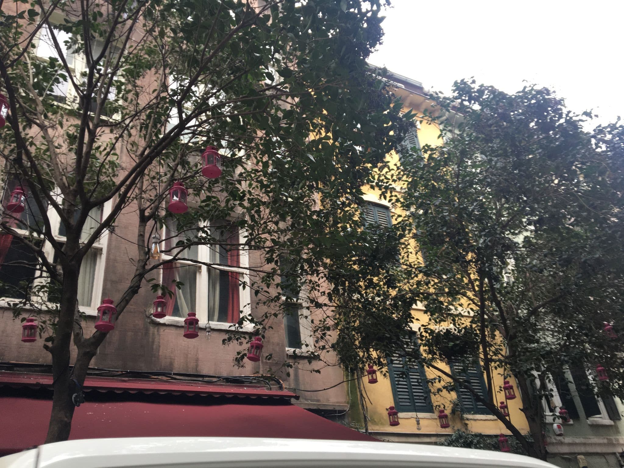 Street view near Lush Houses, Galata, Eminönü — © ilhankoc (CC BY-SA · Mapillary)