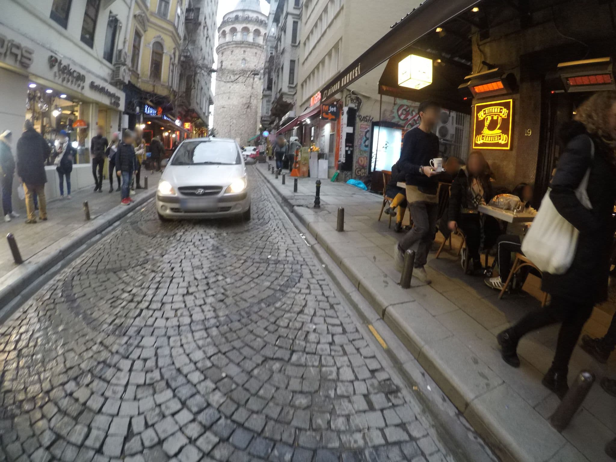 Street view near ALLEGRA SUIT OTEL, Eminönü — © chrisbeddow (CC BY-SA · Mapillary)
