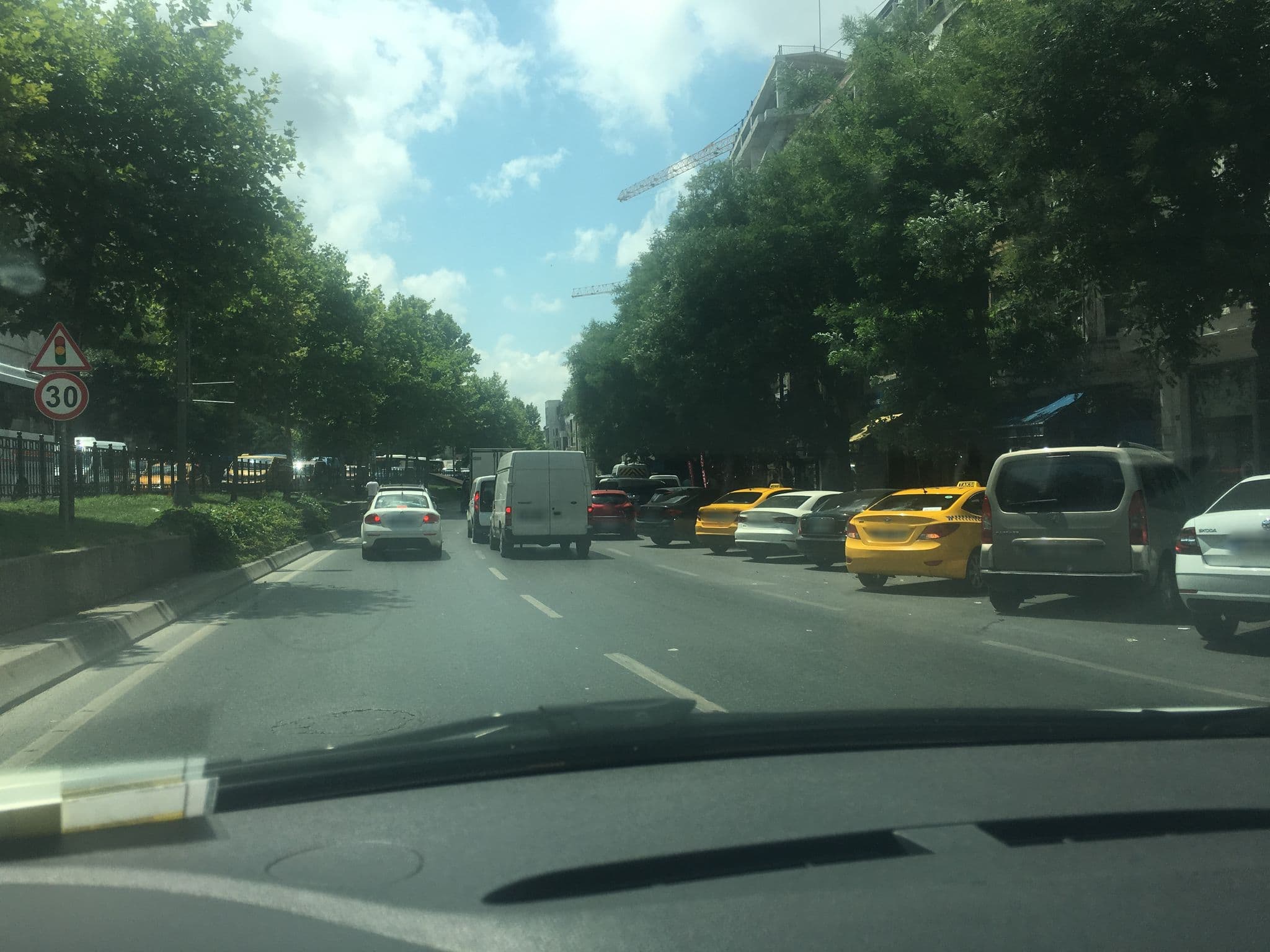 Street view near Rida Hotel, Eminönü — © myusufuyan (CC BY-SA · Mapillary)