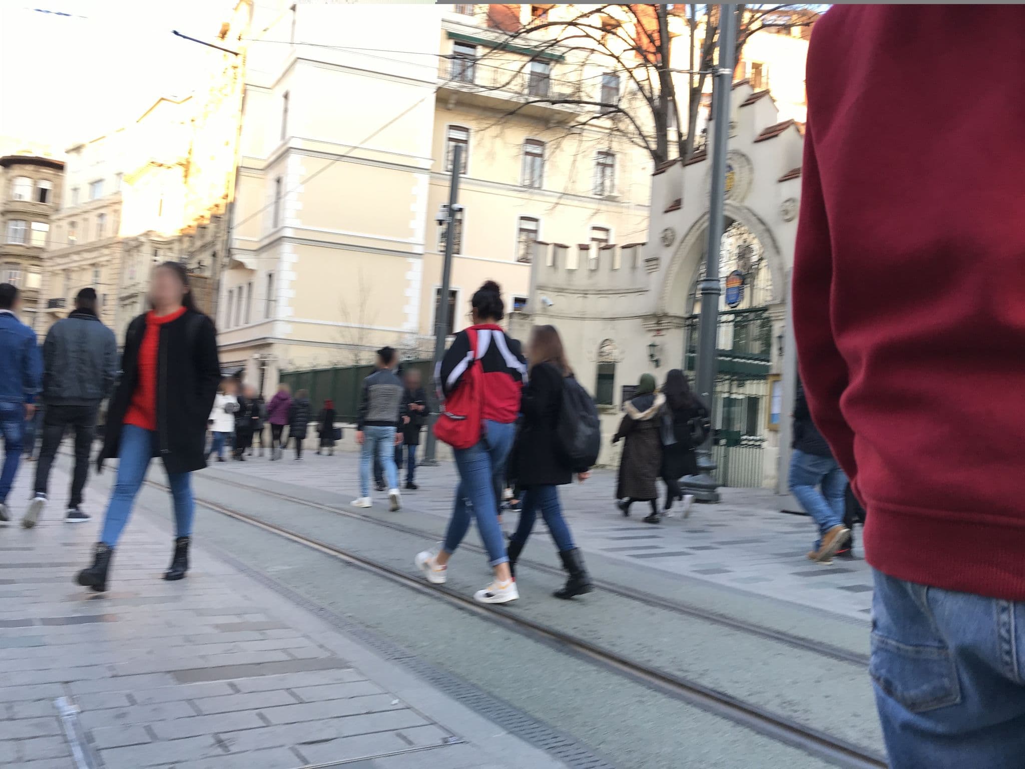 Street view near Ring Stone Hotel Bosphorus, Eminönü — © hderinoz (CC BY-SA · Mapillary)