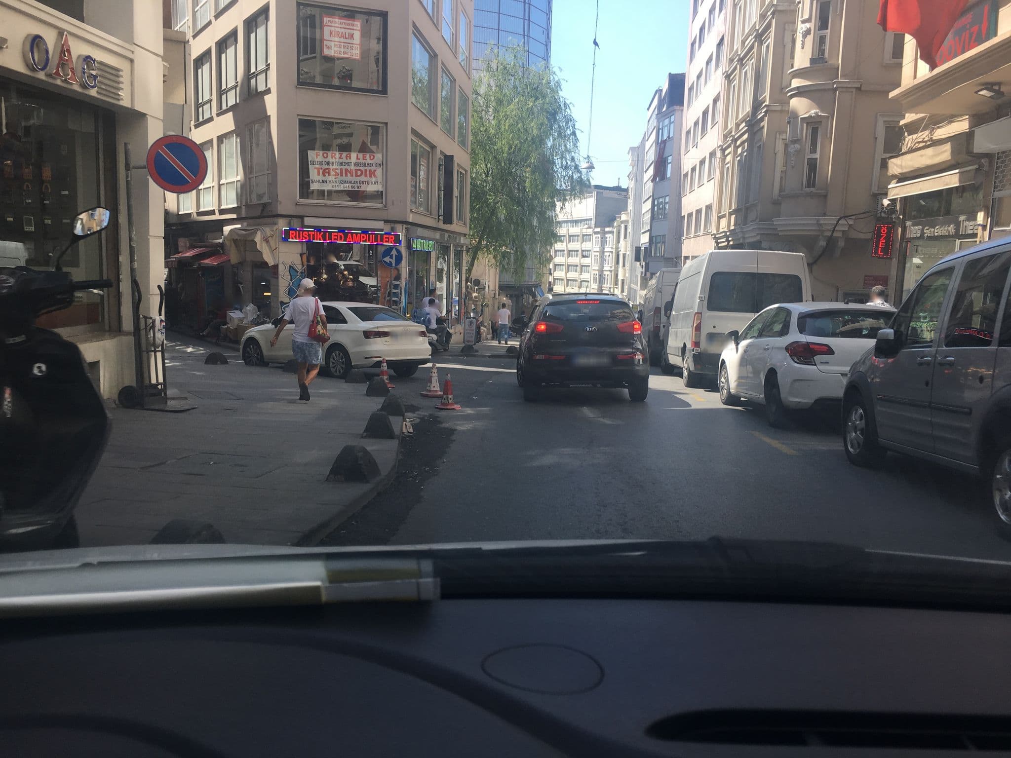 Street view near Galata West Hostel, Eminönü — © myusufuyan (CC BY-SA · Mapillary)