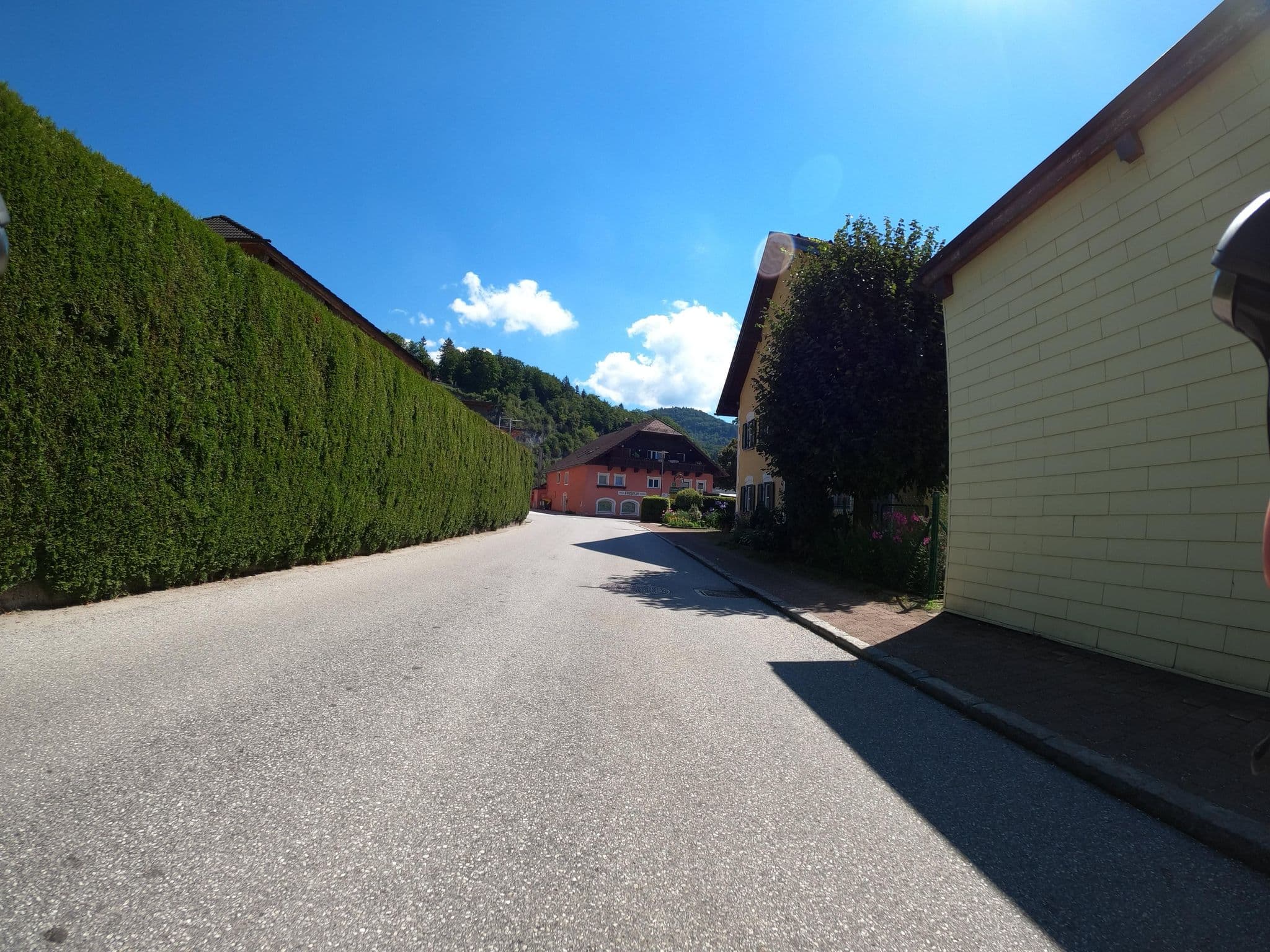 Street view near Zimmervermietung Schörghofer, Adnet — © Langfahrer (CC BY-SA · Mapillary)