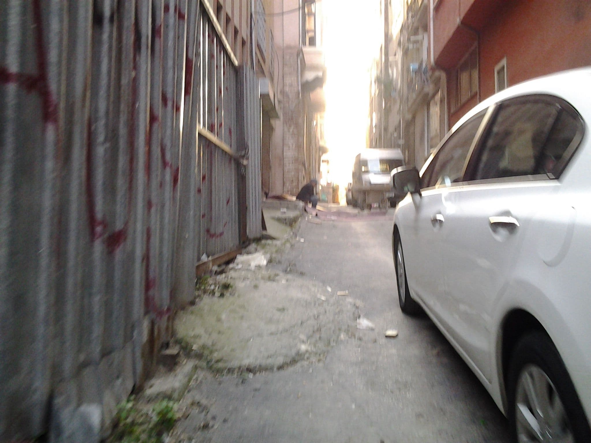 Street view near Emperion boutiqe otel, Eminönü — © elgaard (CC BY-SA · Mapillary)