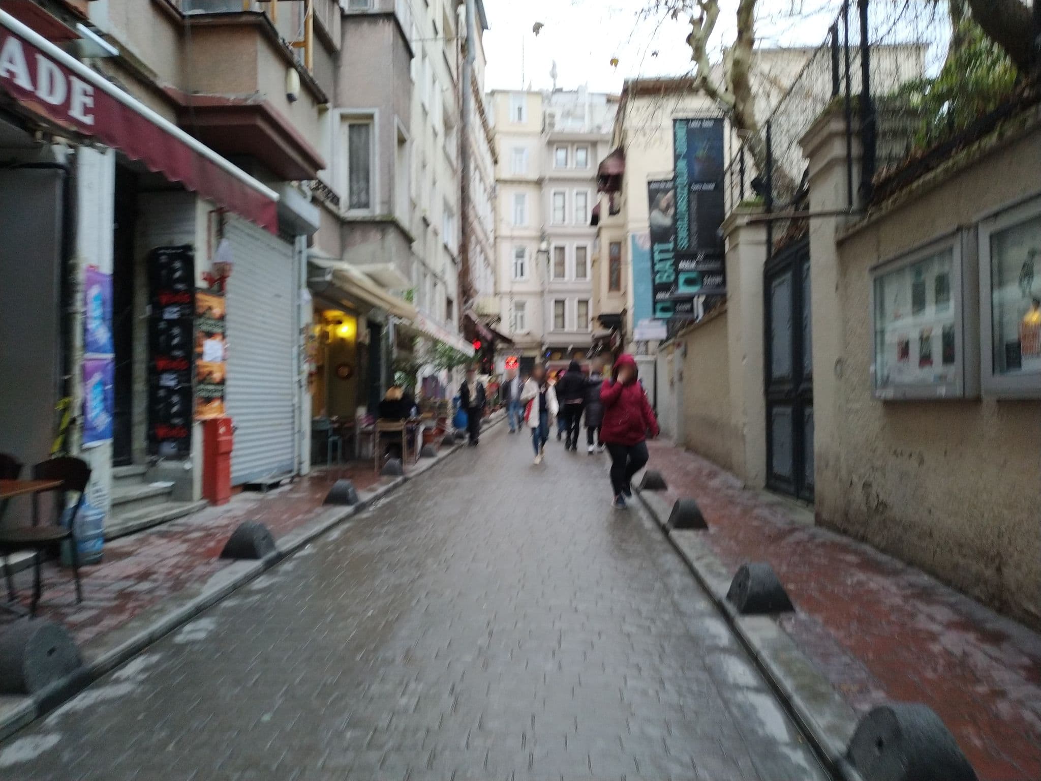 Street view near NY-IST Suites, Eminönü — © helgafolk (CC BY-SA · Mapillary)