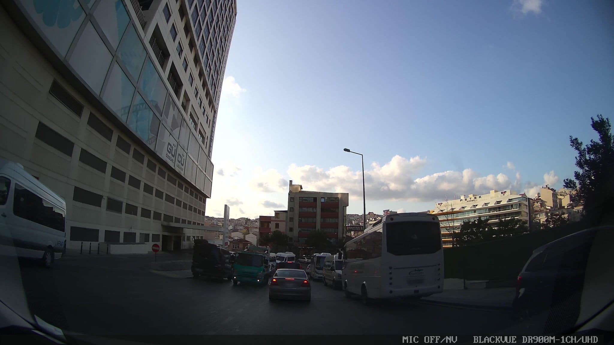 Street view near Rixos Taksim Istanbul, Şişli — © asturksever (CC BY-SA · Mapillary)