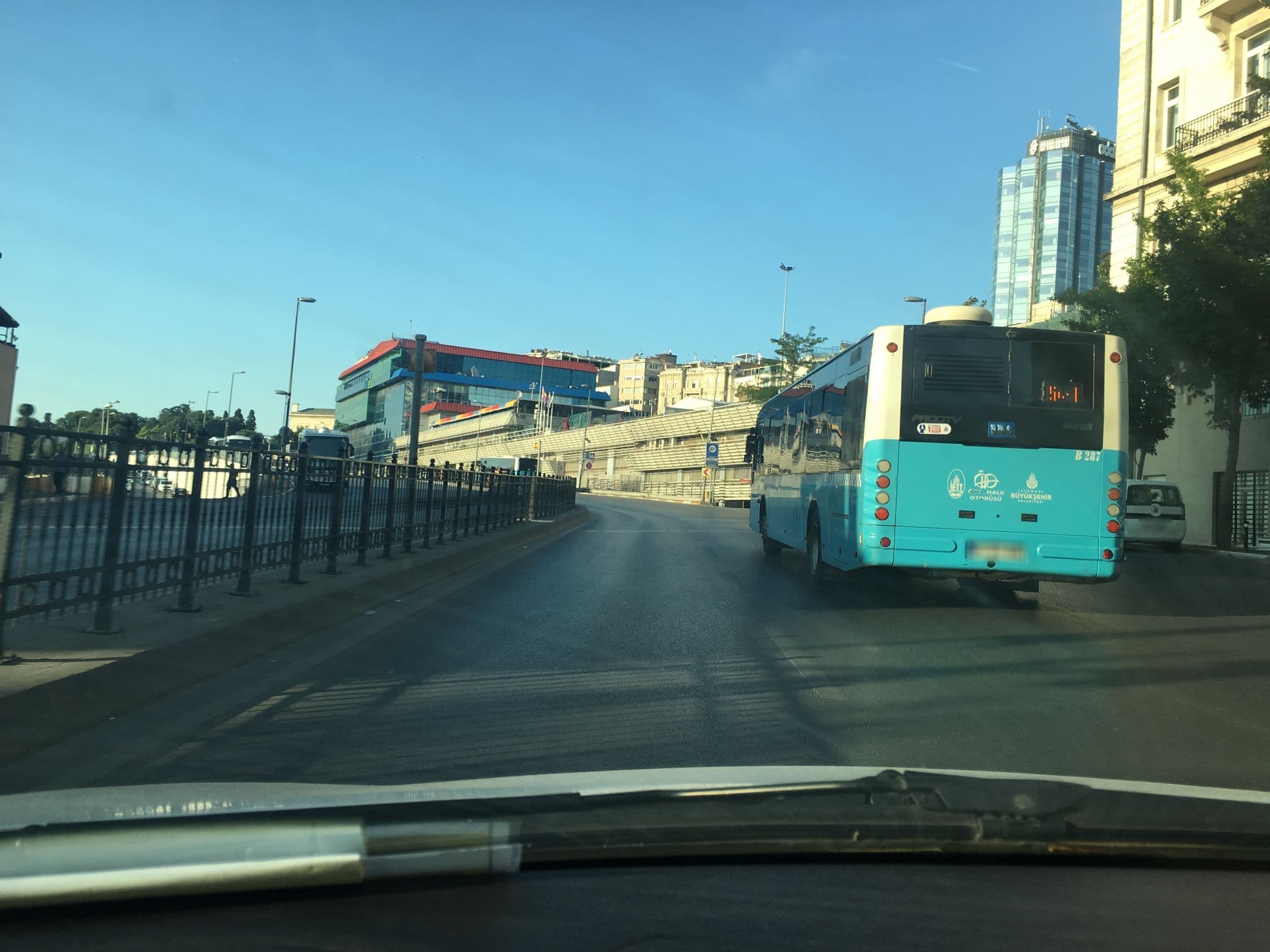 Street view near Mayata İnn Boutique Hotel, Eminönü — © myusufuyan (CC BY-SA · Mapillary)
