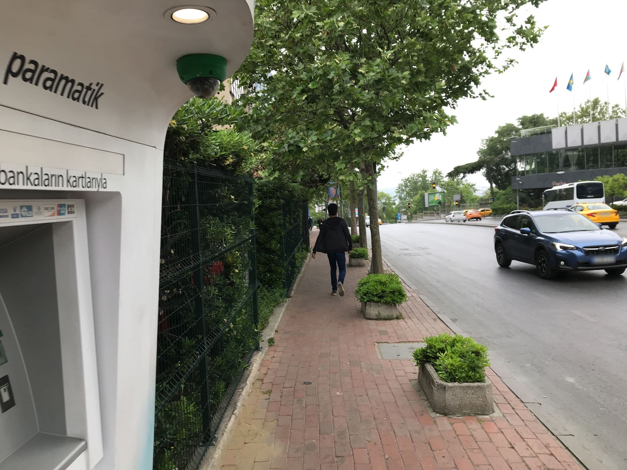 Street view near Grand Hyatt Conference Room, Şişli — © rob_mears (CC BY-SA · Mapillary)
