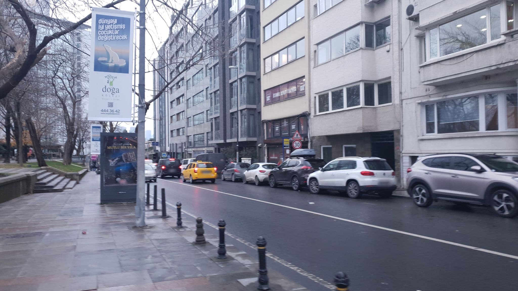 Street view near Lokalist Istanbul, a Tribute Portfolio Hotel, Şişli — © nkirkowa (CC BY-SA · Mapillary)