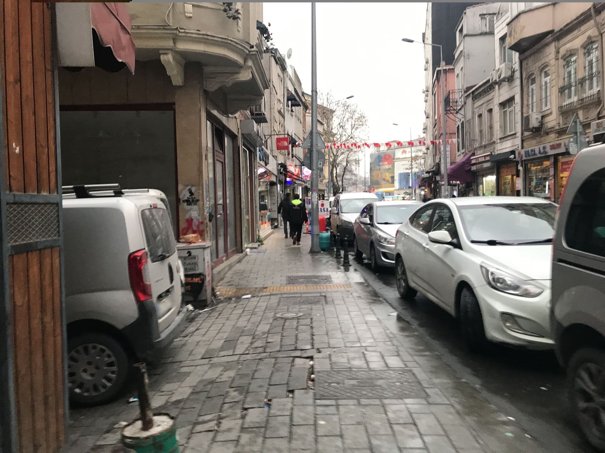 Street view near Peninsula Galata Boutique Hotel, Eminönü — © vladimirr (CC BY-SA · Mapillary)
