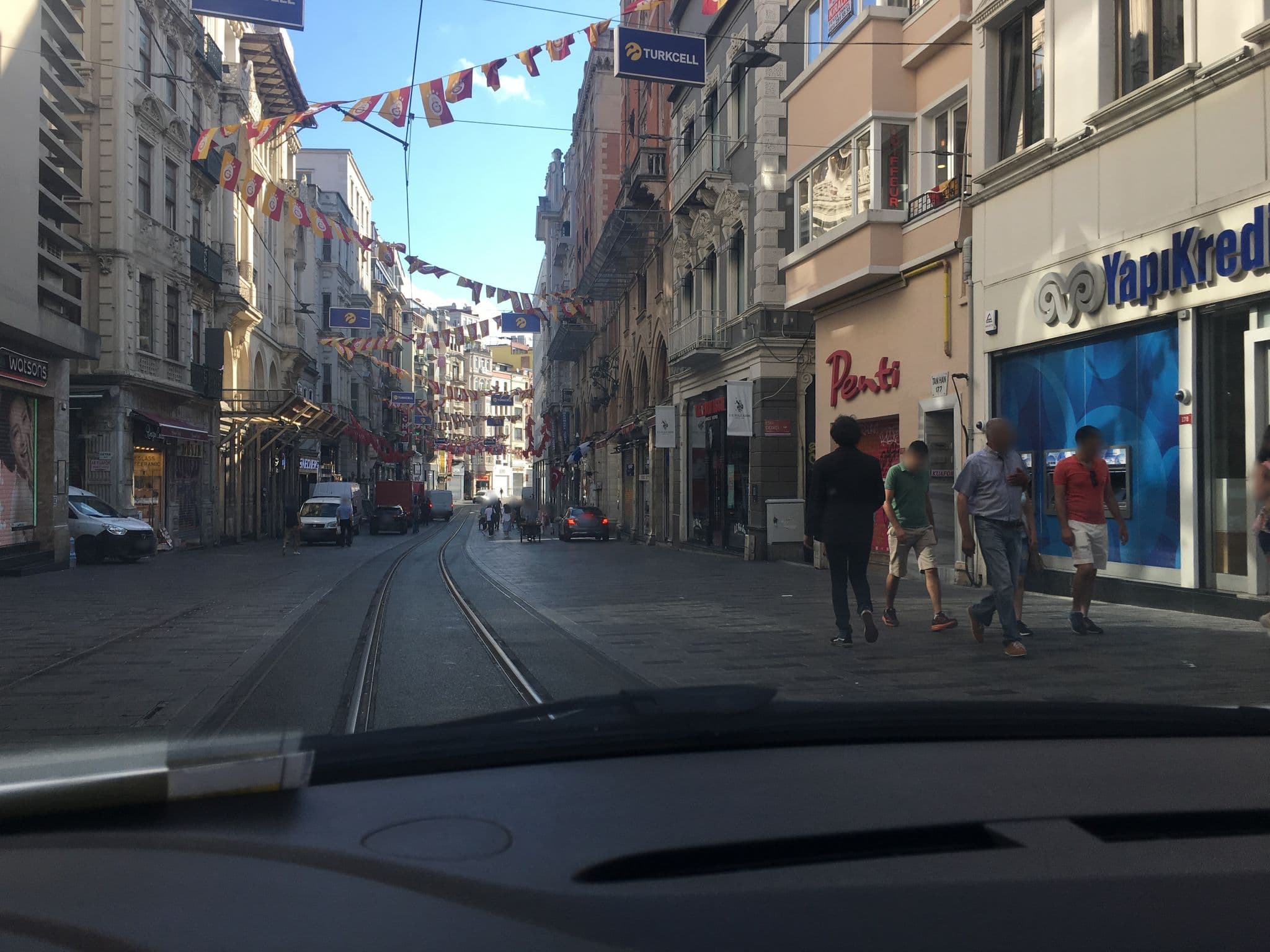 Street view near YILMAZ Boutique Hotel Nevizade, Eminönü — © myusufuyan (CC BY-SA · Mapillary)