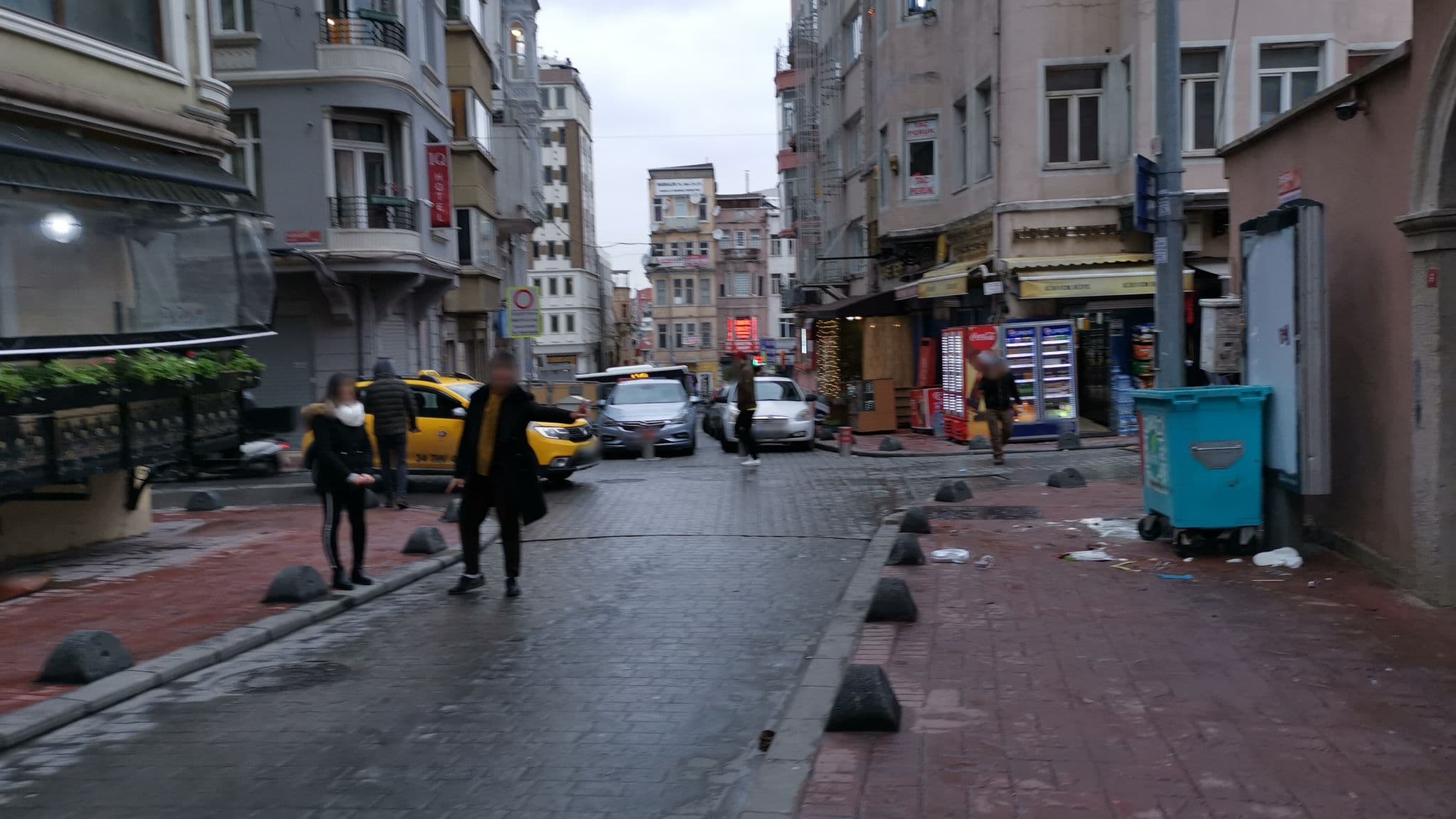 Street view near Bunkahaus, Eminönü — © asturksever (CC BY-SA · Mapillary)