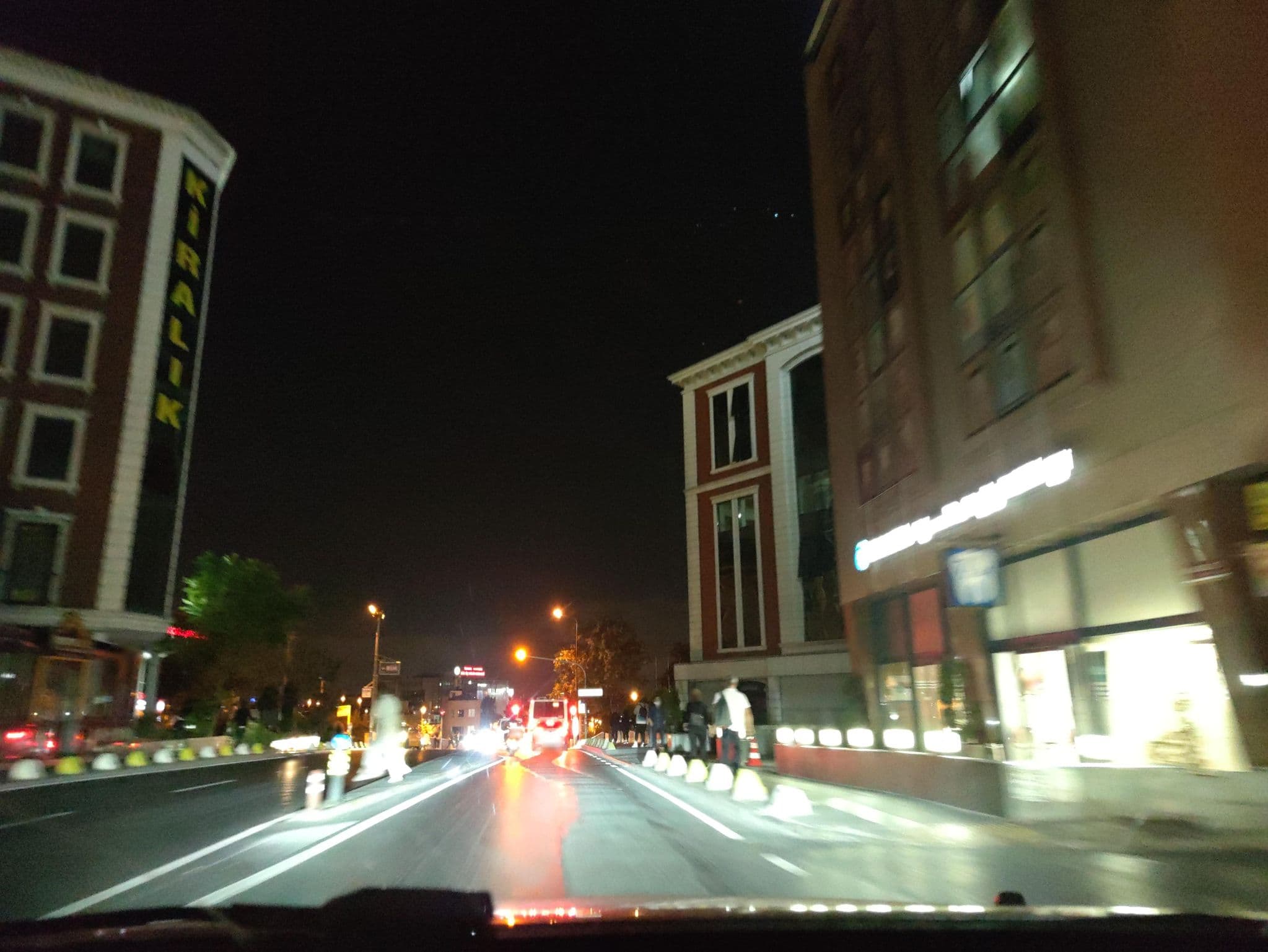 Street view near Princess Old City Hotel, Şişli — © HamzaKTN (CC BY-SA · Mapillary)