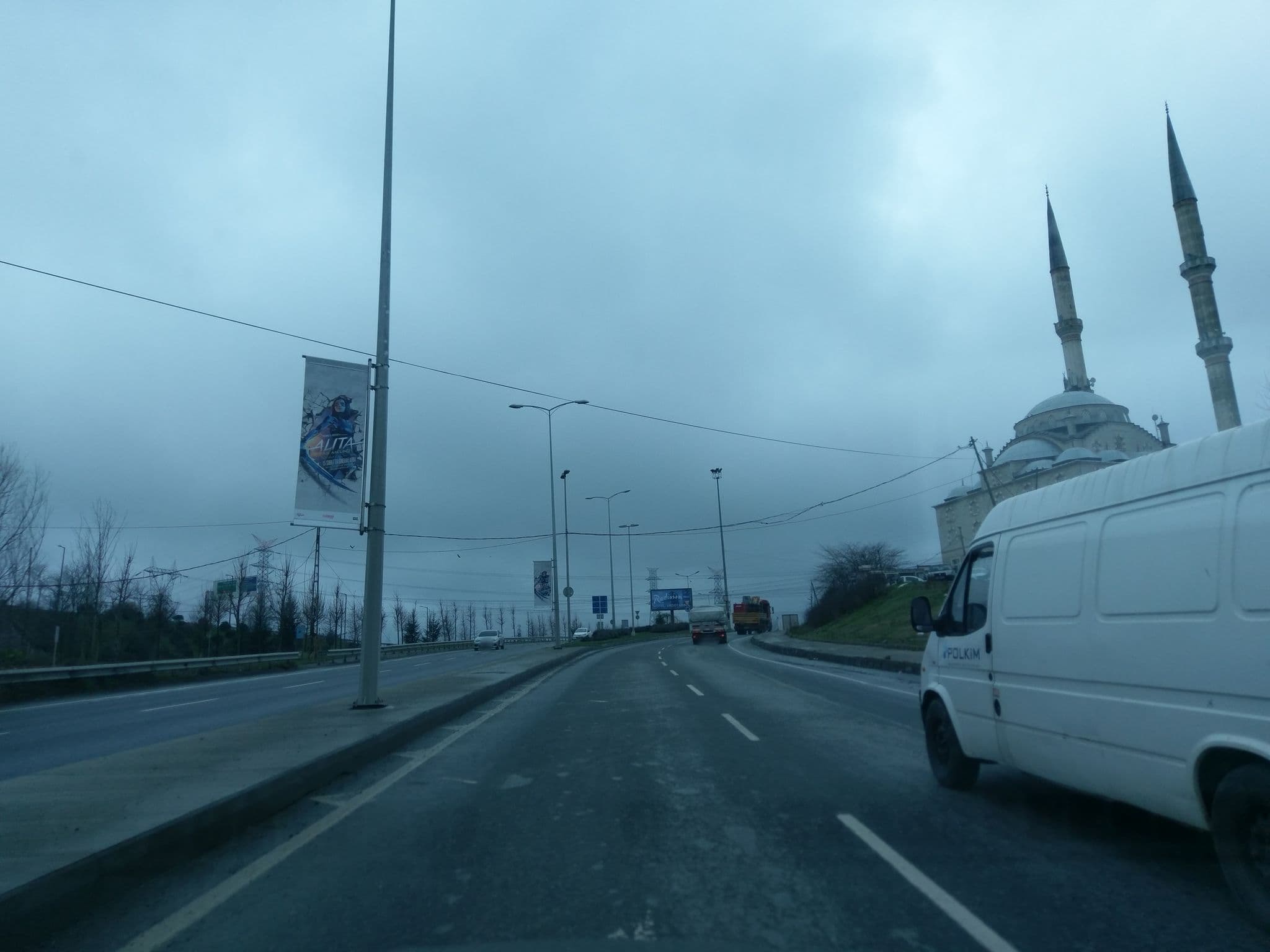 Street view near Spa & Pool, Maslak — © ozkanilyasaksu (CC BY-SA · Mapillary)