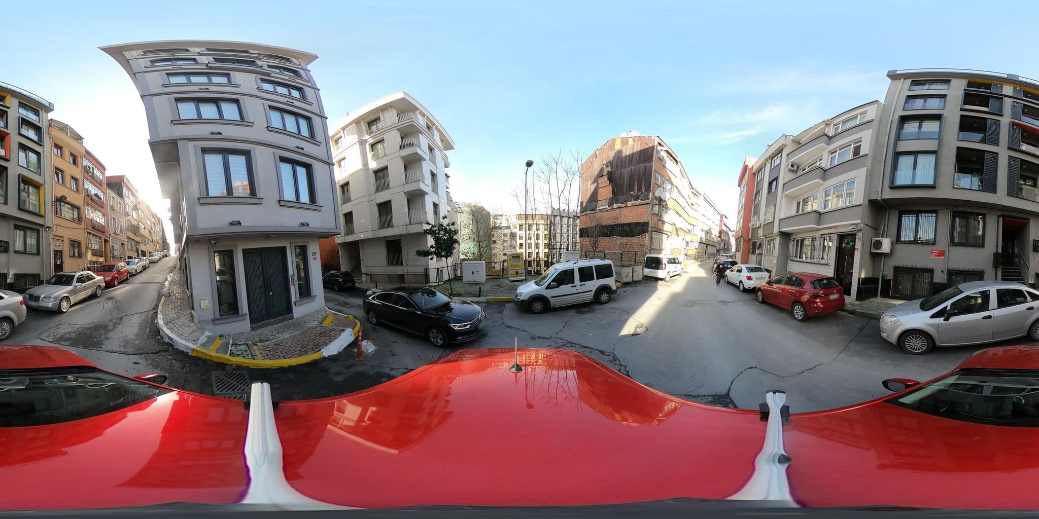 Street view near Overland Residance, Şişli — © ademturkmen (CC BY-SA · Mapillary)
