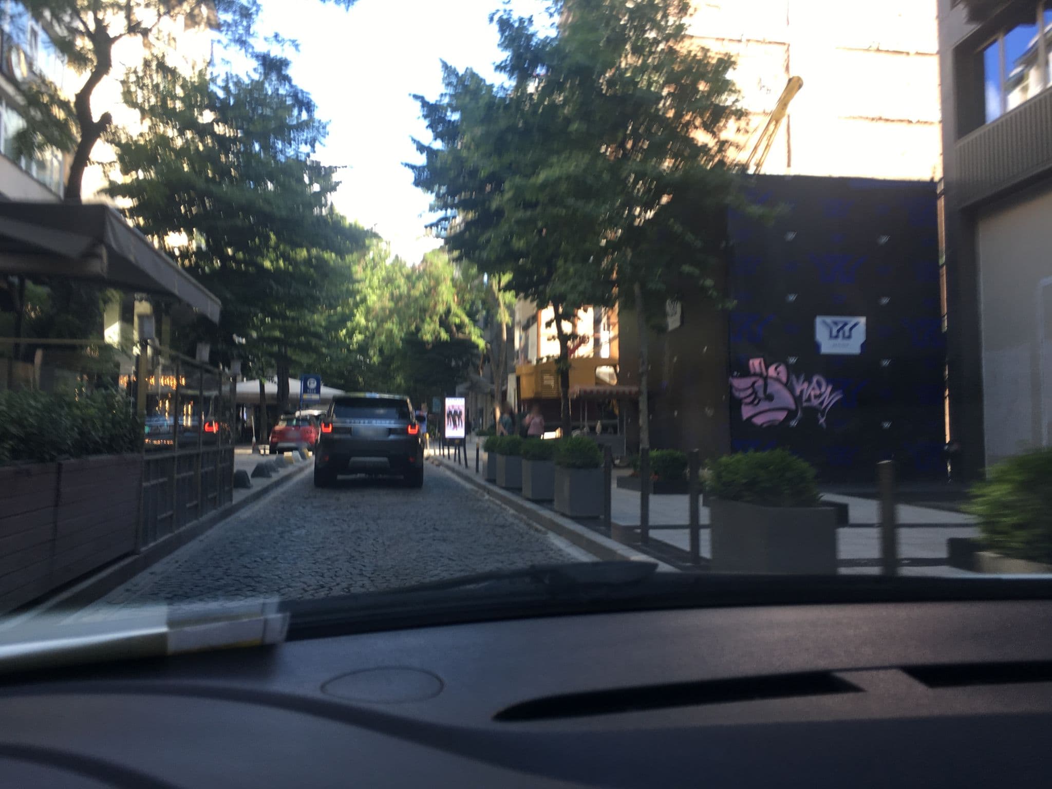 Street view near Tutti, Şişli — © myusufuyan (CC BY-SA · Mapillary)
