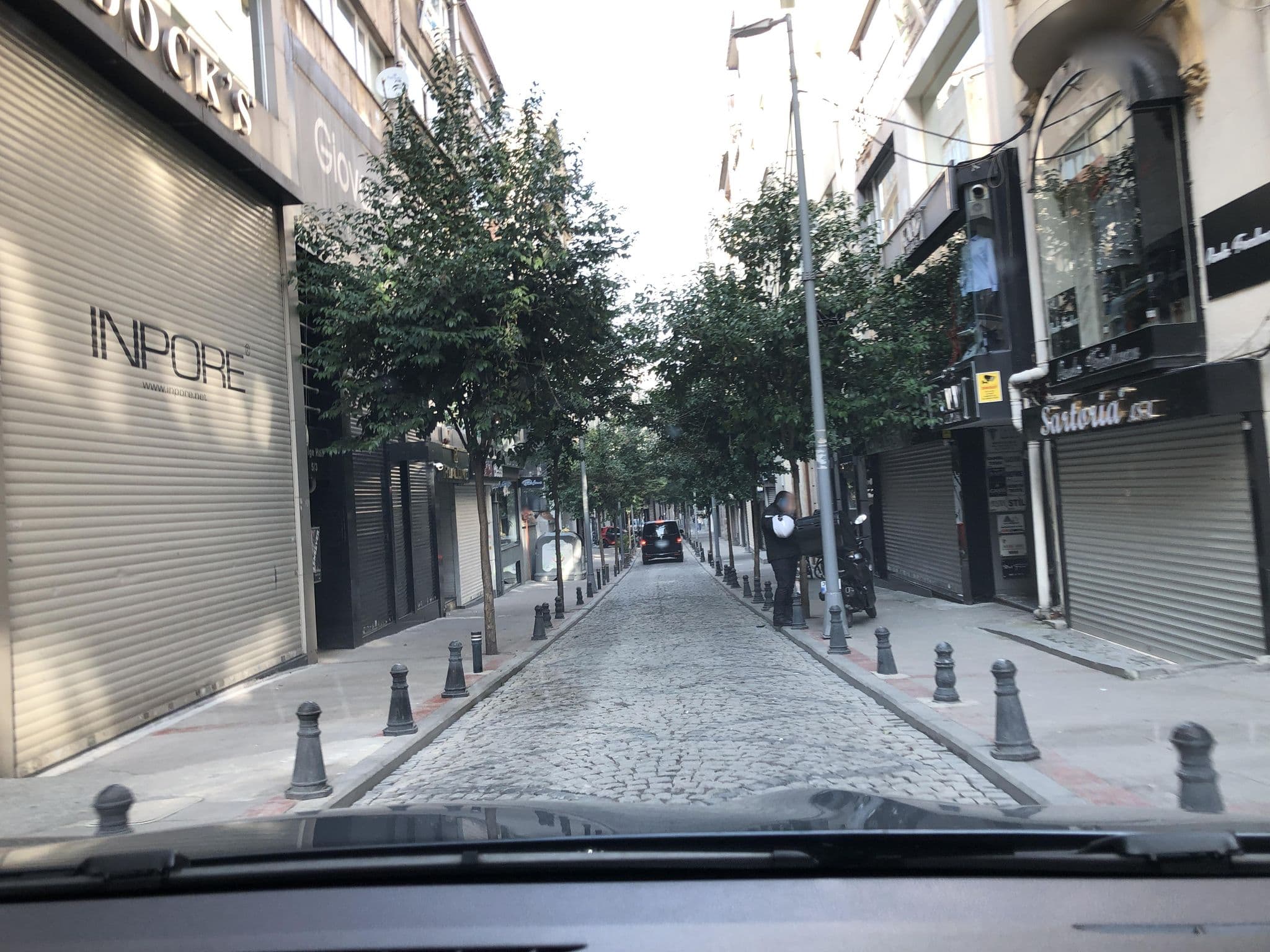 Street view near Lasgrada Otel, Şişli — © ilaydaposat (CC BY-SA · Mapillary)