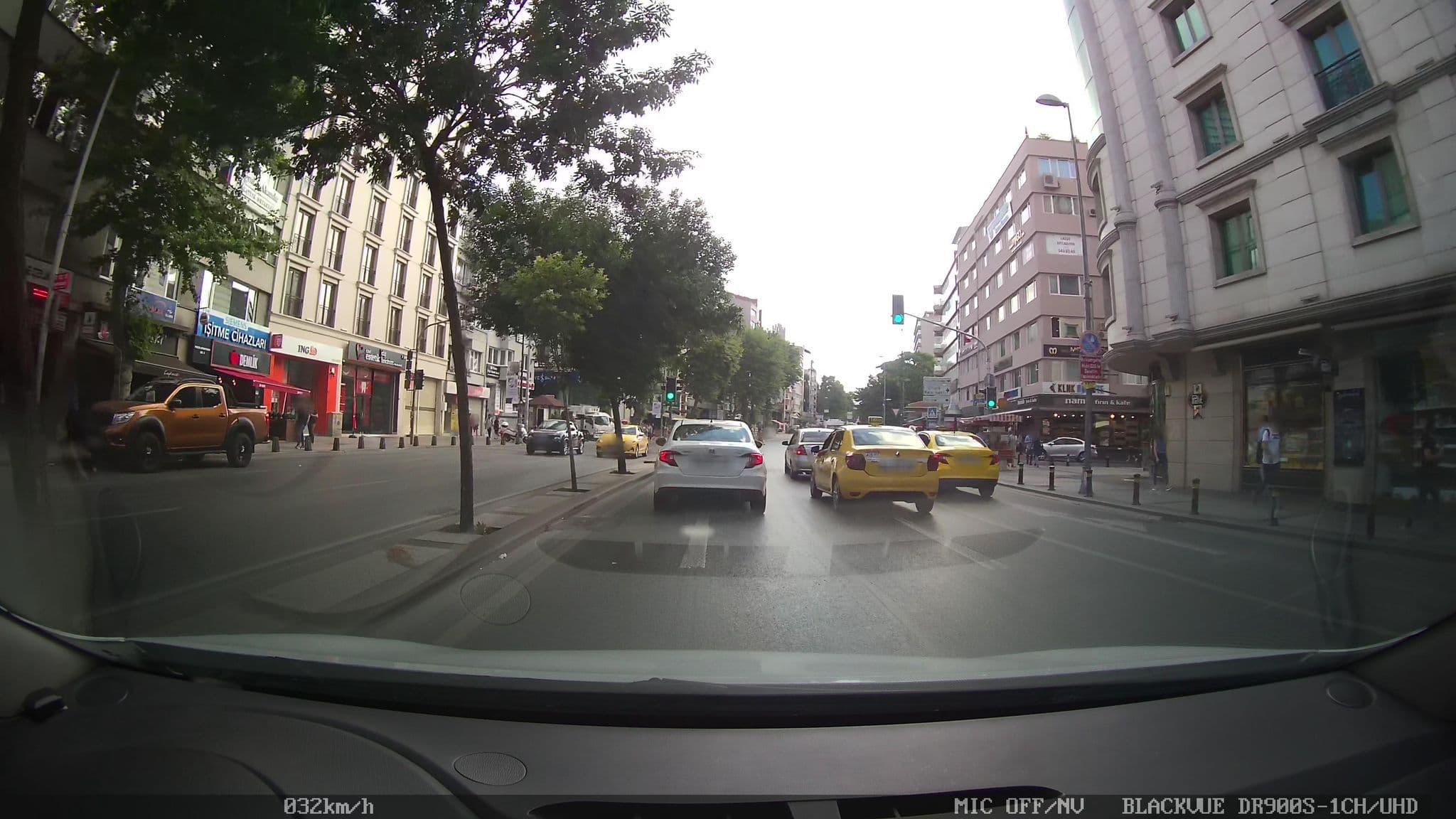 Street view near Hotel Sisli Insaid, Şişli — © ahmetegri (CC BY-SA · Mapillary)