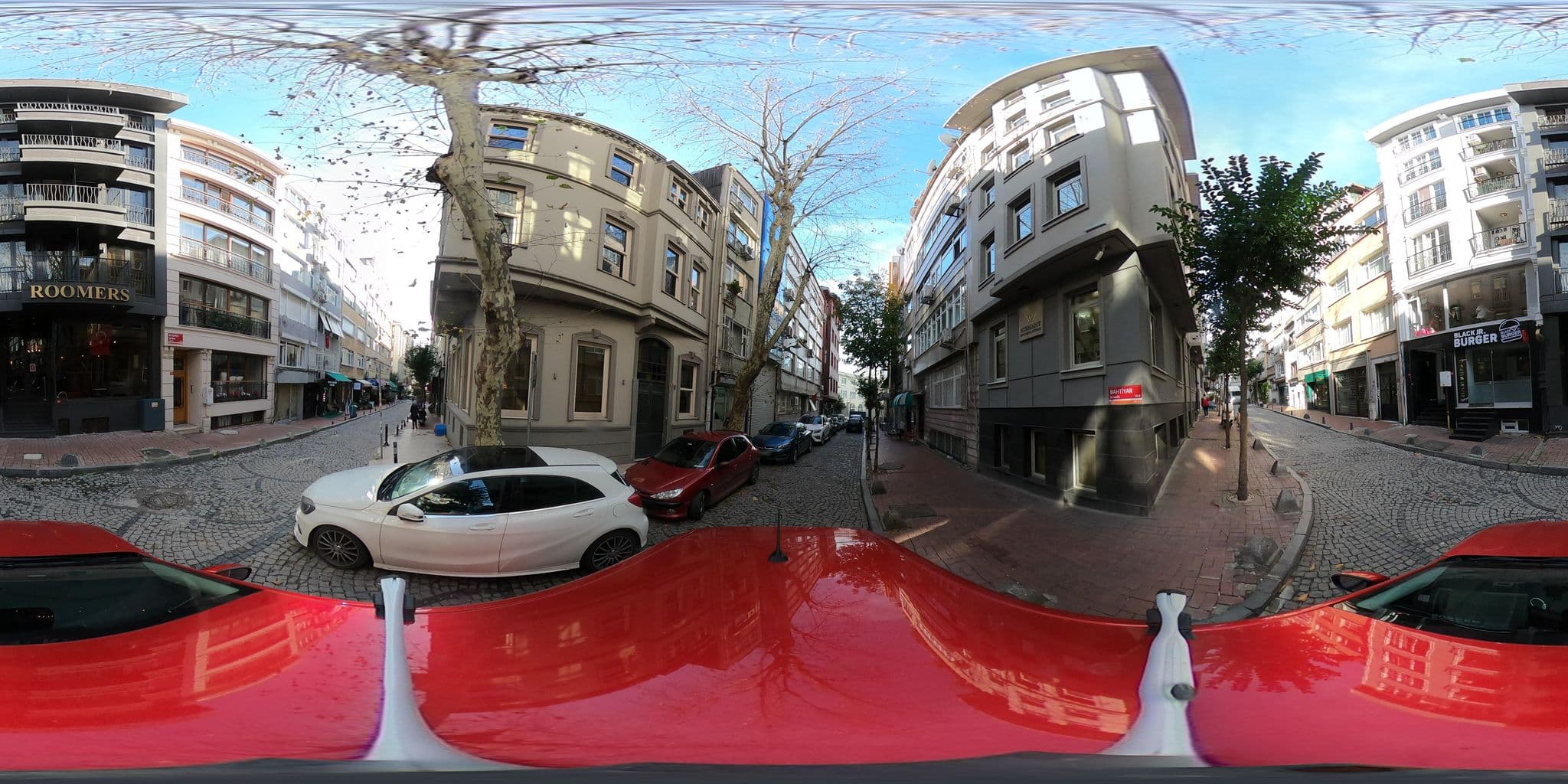 Street view near Roomers Nişantaşı, Şişli — © ademturkmen (CC BY-SA · Mapillary)