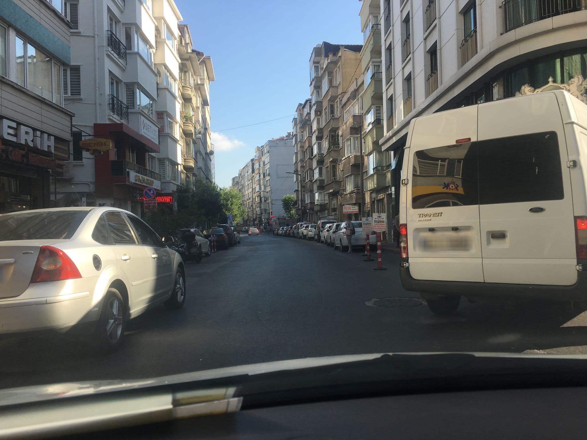 Street view near Form Hotel Şişli, Şişli — © myusufuyan (CC BY-SA · Mapillary)