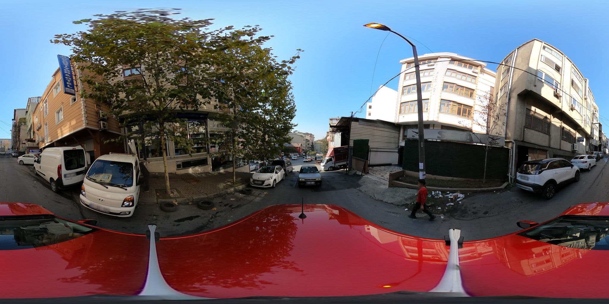 Street view near Seyrantepe Pansiyon, Maslak — © ademturkmen (CC BY-SA · Mapillary)