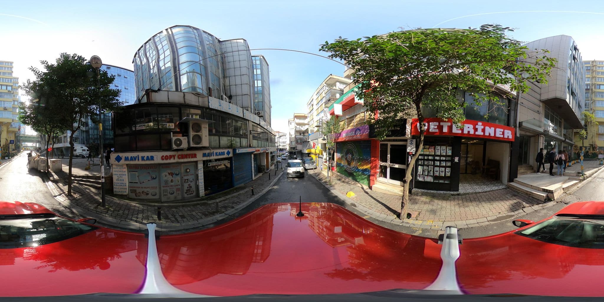 Street view near Shangrila Hotel, Şişli — © ademturkmen (CC BY-SA · Mapillary)