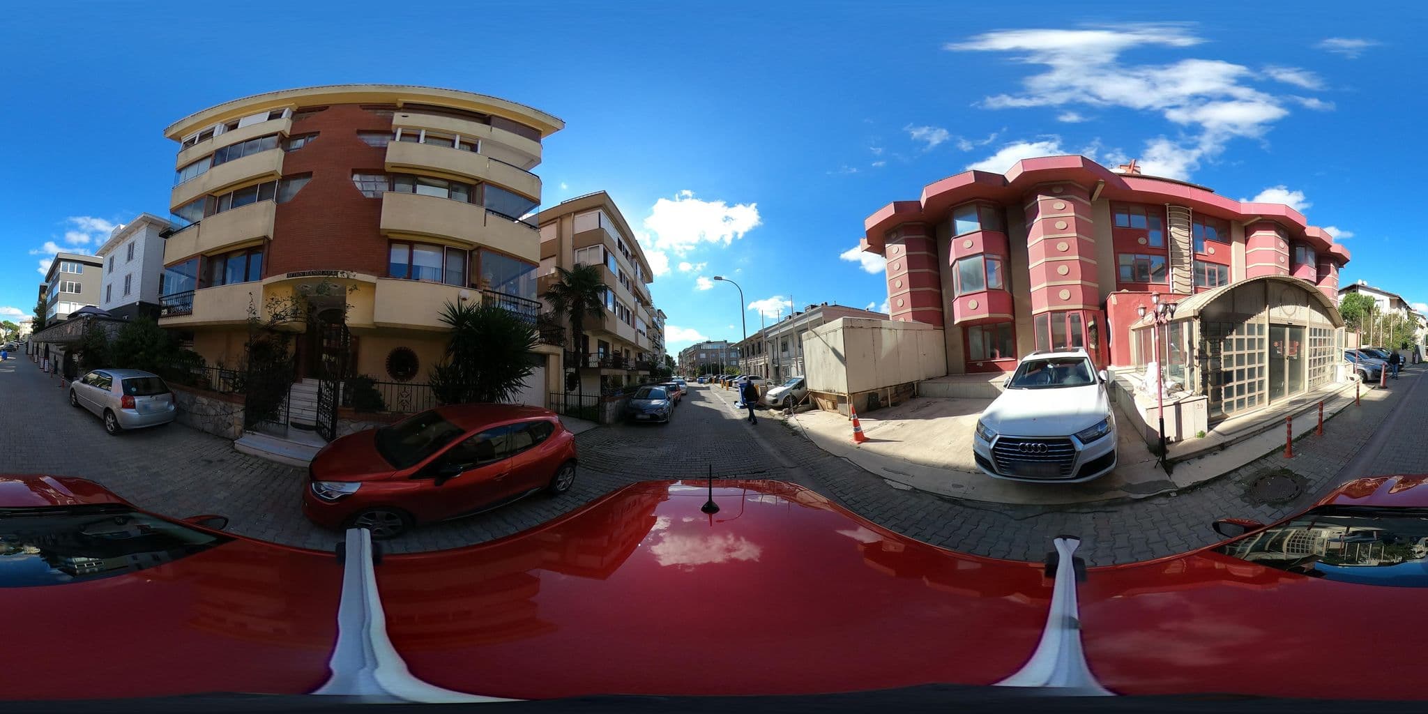 Street view near Sözbir Royal Residence Hotel, Üsküdar — © ademturkmen (CC BY-SA · Mapillary)