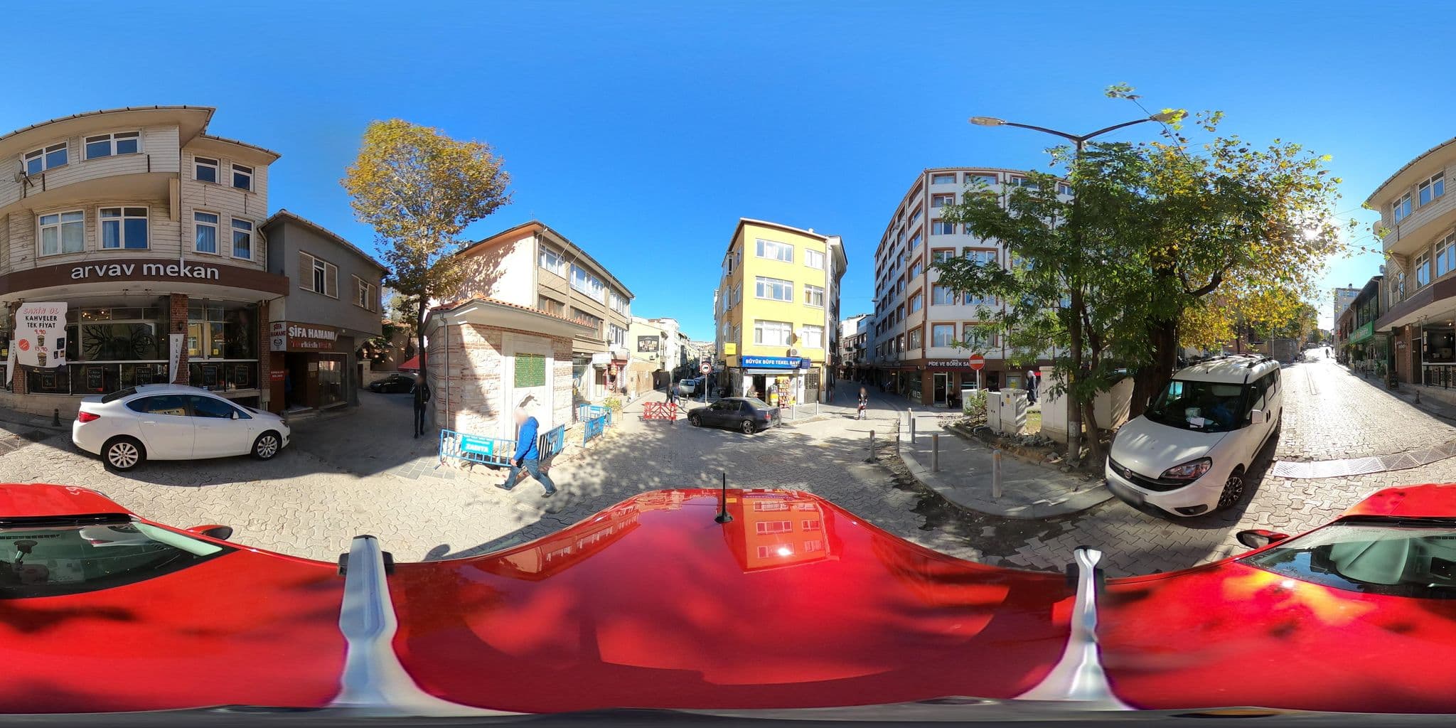 Street view near The Palm Bosphorus Hotel, Üsküdar — © ademturkmen (CC BY-SA · Mapillary)