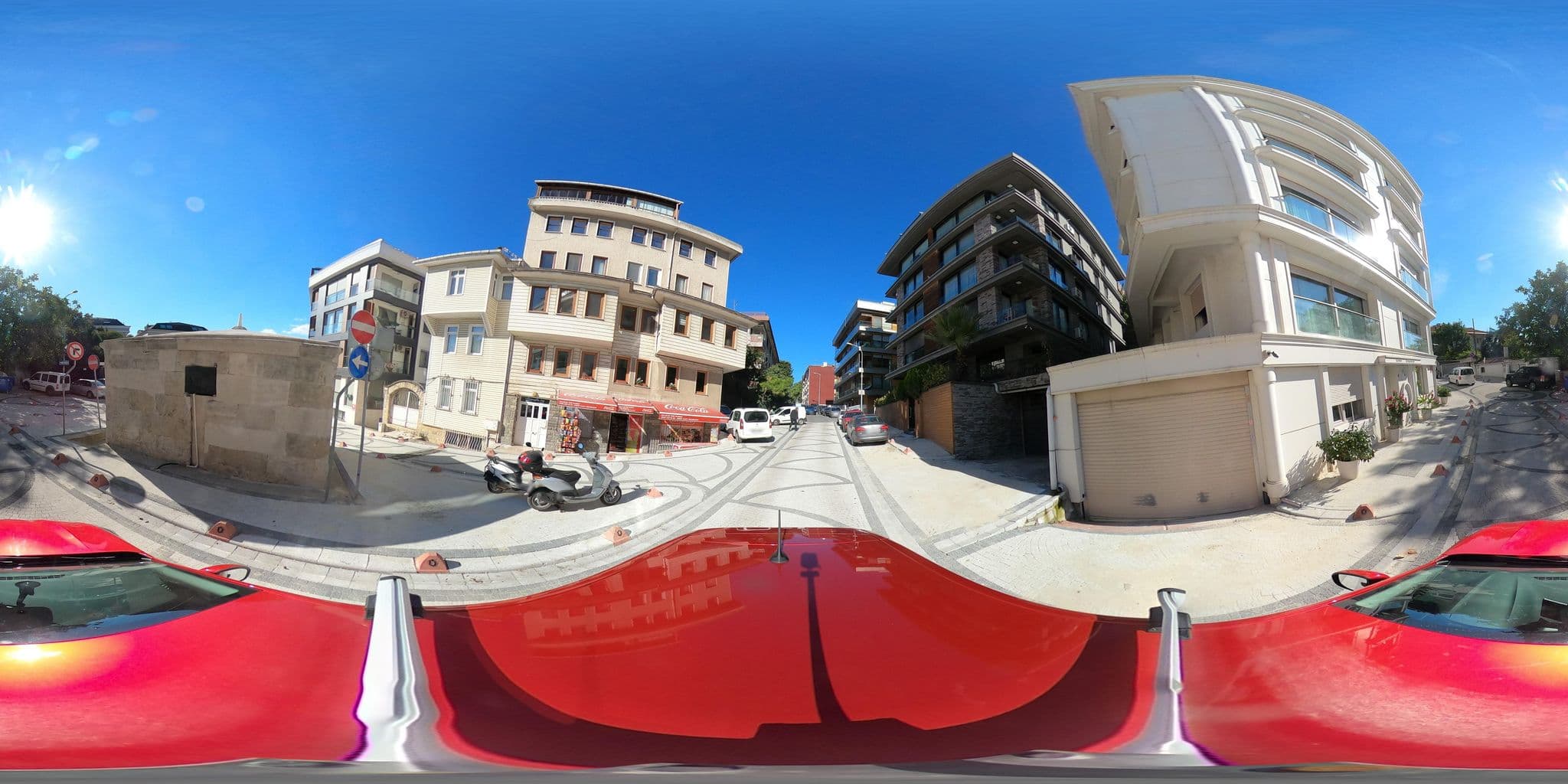 Street view near Mansiyon Pansiyon, Üsküdar — © ademturkmen (CC BY-SA · Mapillary)