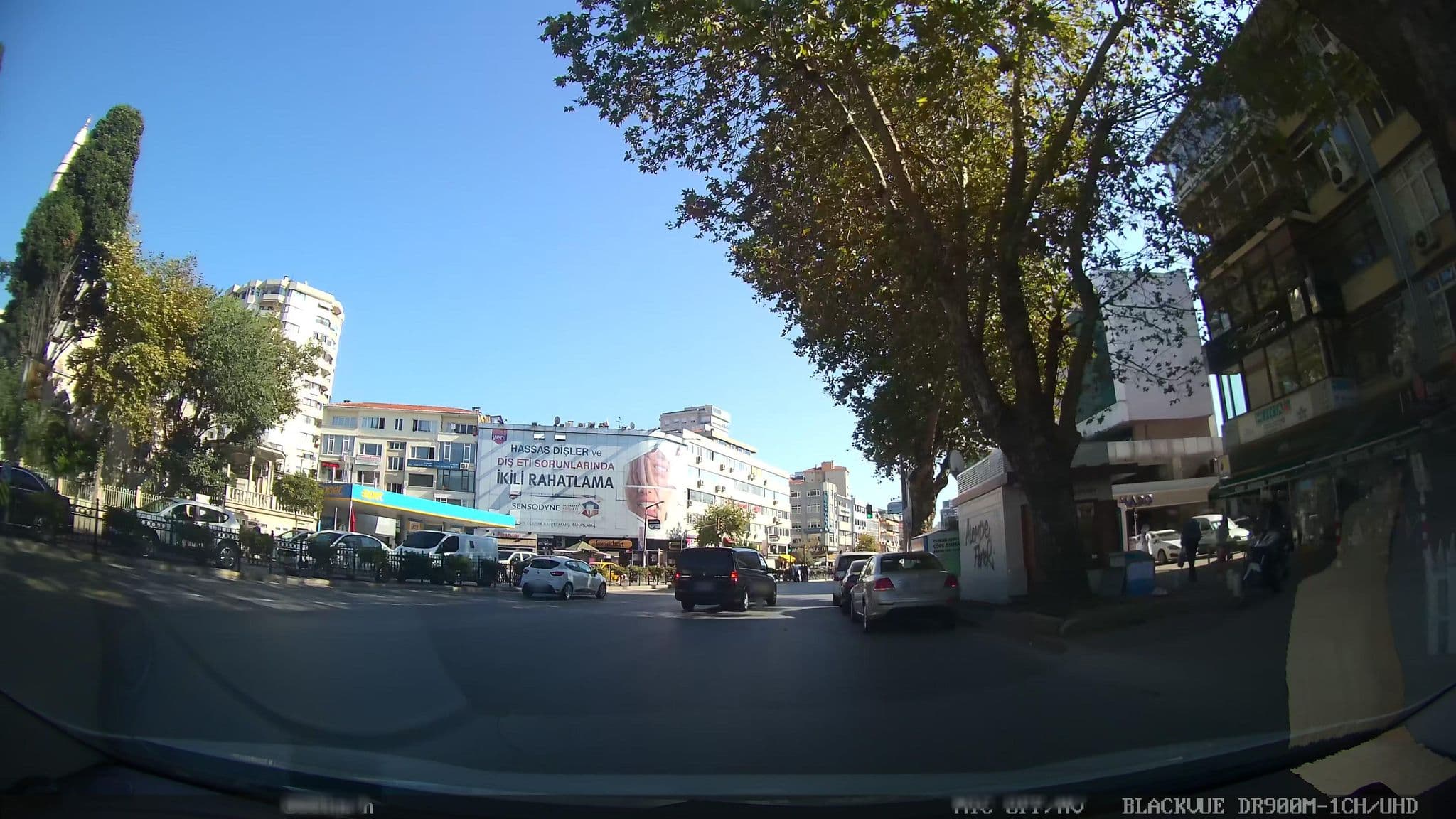 Street view near Hüseyin, Altunizade — © ahmetegri (CC BY-SA · Mapillary)