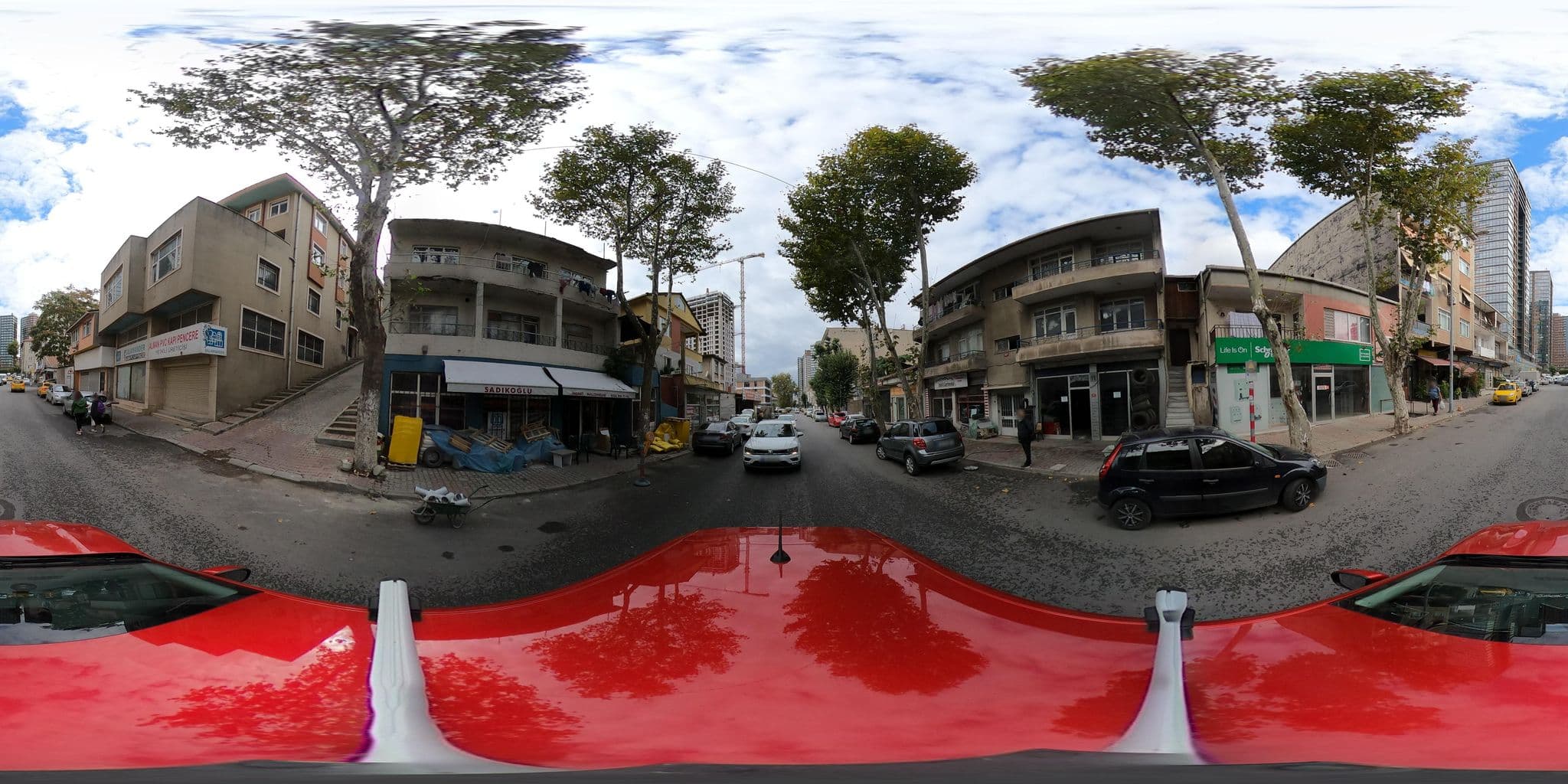 Street view near Köpek Pansiyonu, Altunizade — © yturkmenoglu (CC BY-SA · Mapillary)
