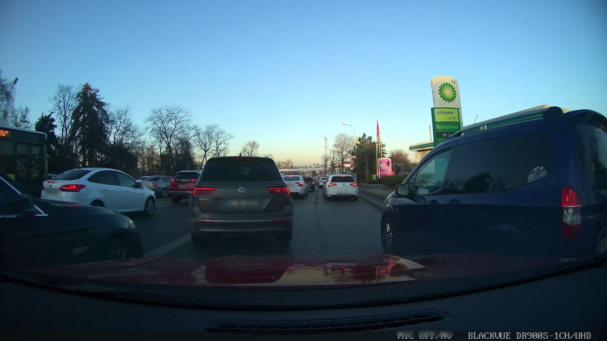 Street view near Holiday Inn Express, Altunizade — © ademturkmen (CC BY-SA · Mapillary)