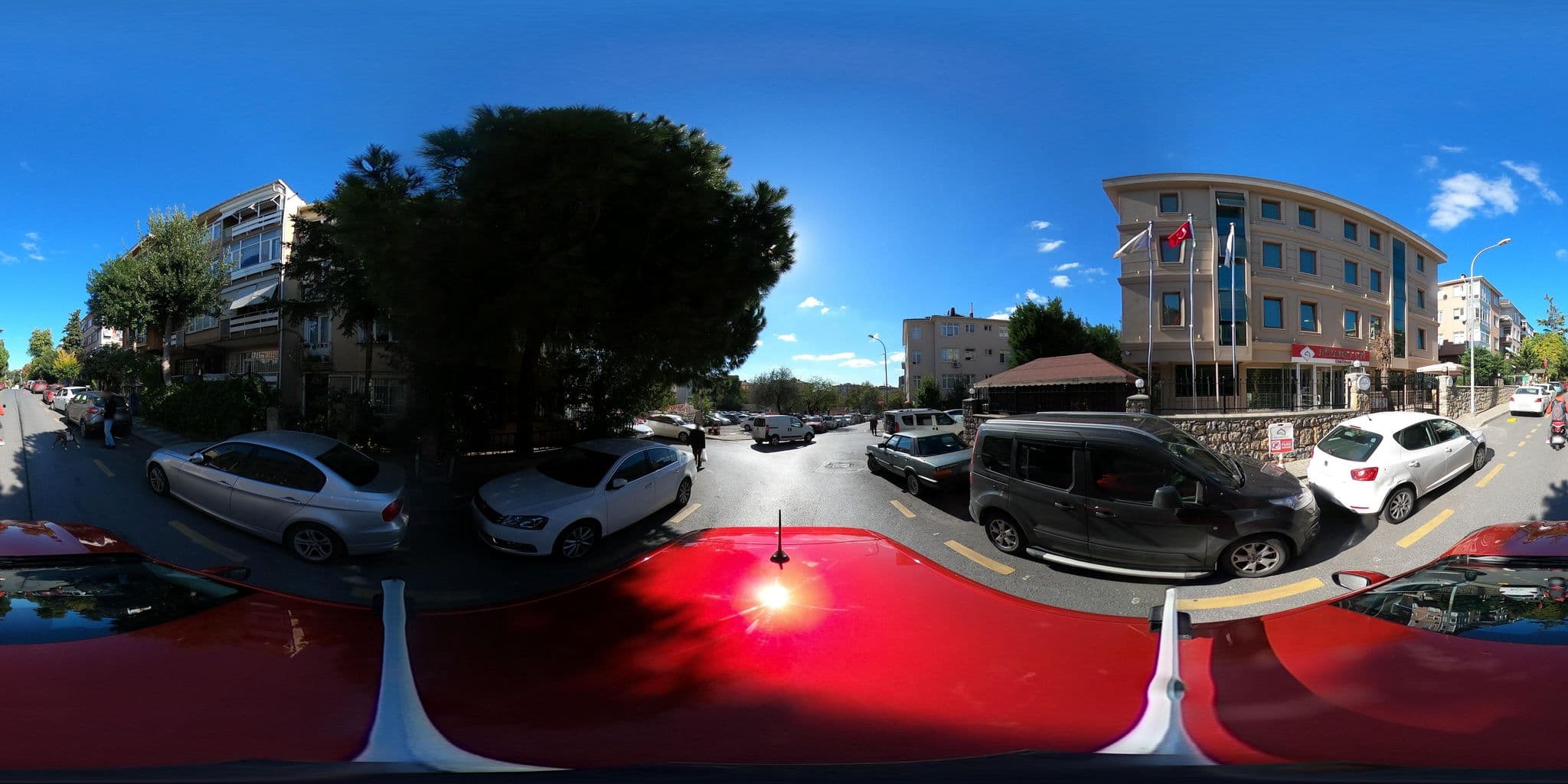 Street view near Diyanet Evi, Kuzguncuk — © ademturkmen (CC BY-SA · Mapillary)