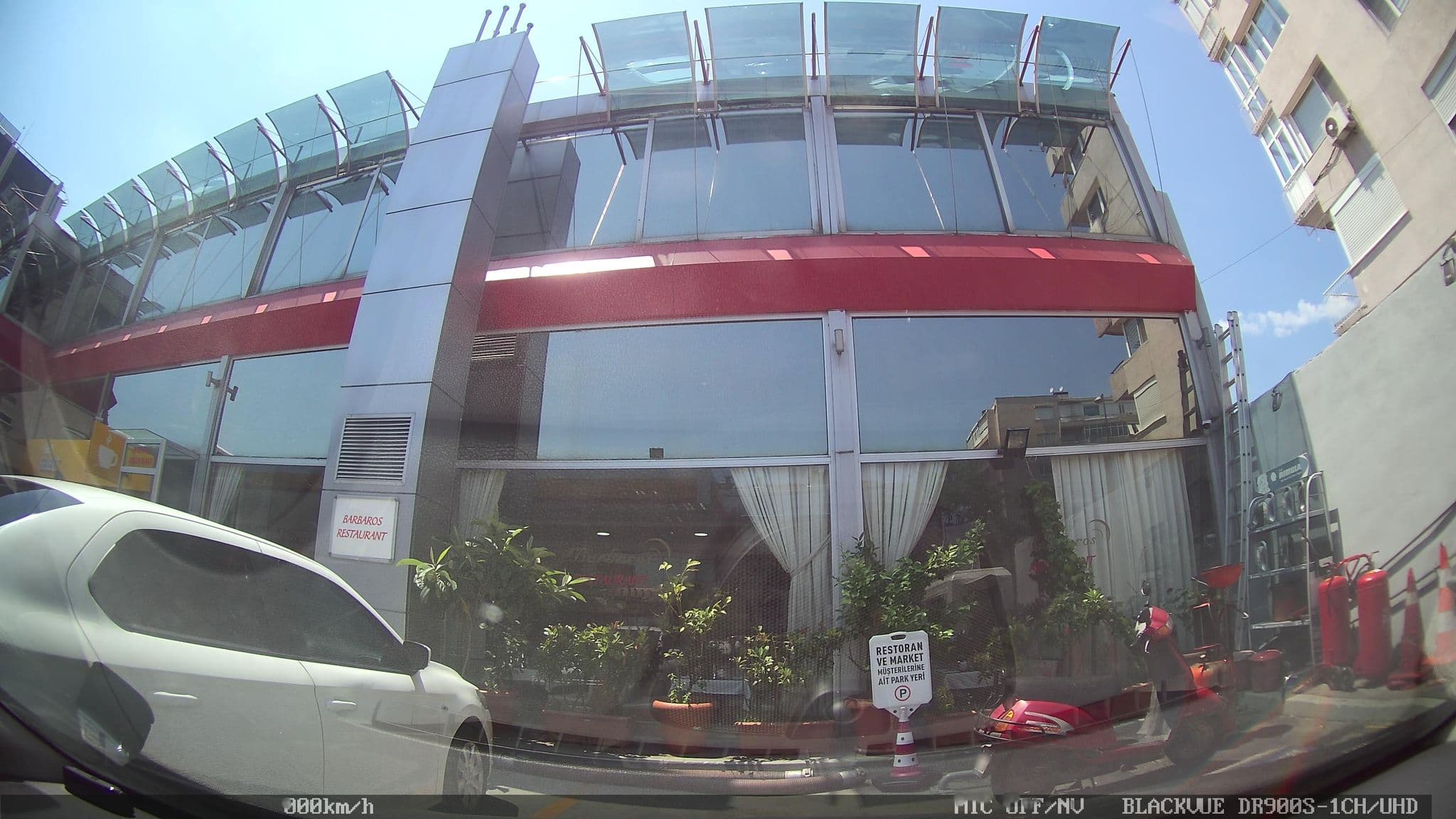 Street view near Plaza Hotel - Room 1502, Yıldız — © asturksever (CC BY-SA · Mapillary)