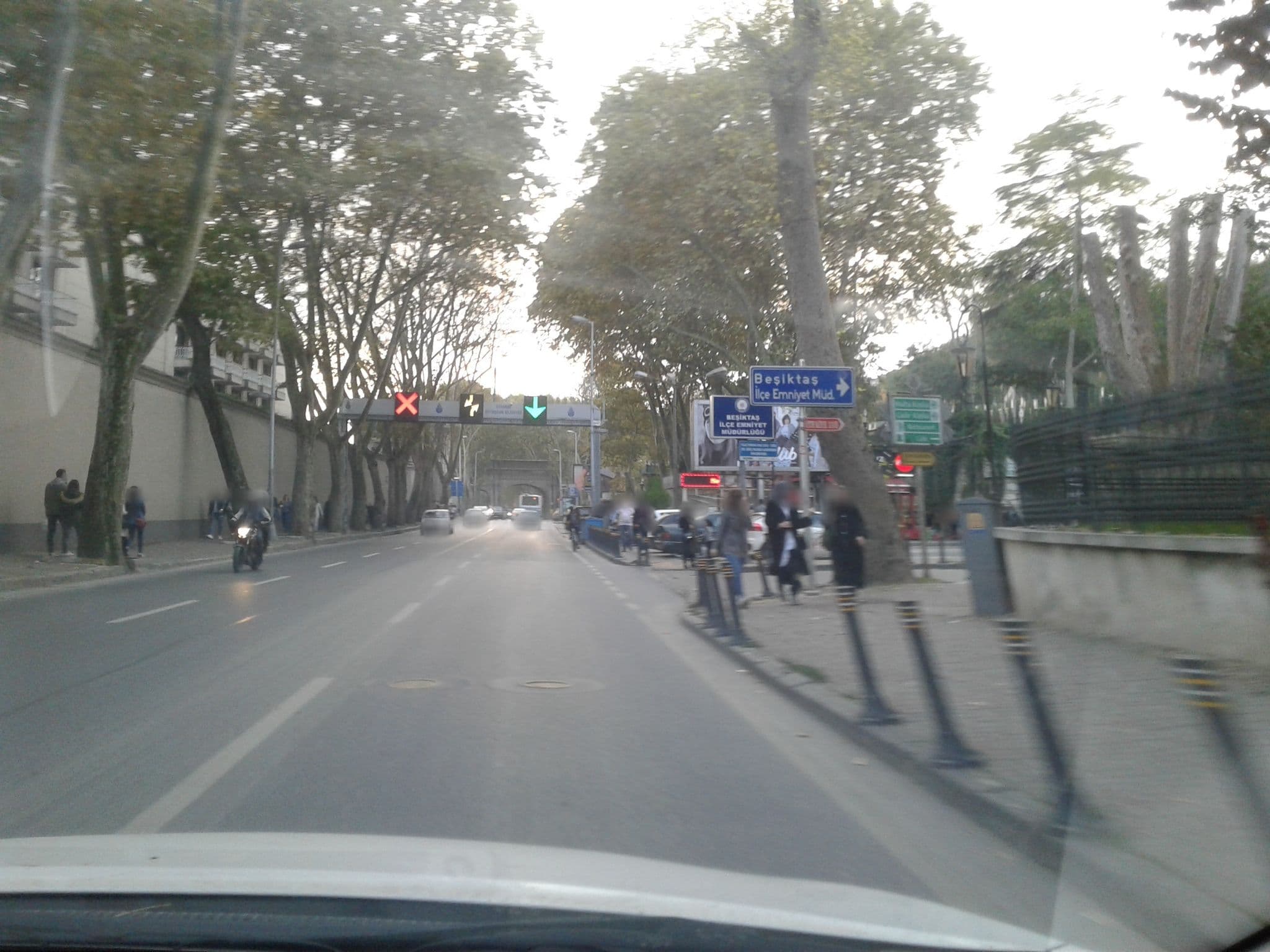 Street view near Le Meridien İstanbul Etiler Hotel & Spa, Yıldız — © apmwa (CC BY-SA · Mapillary)