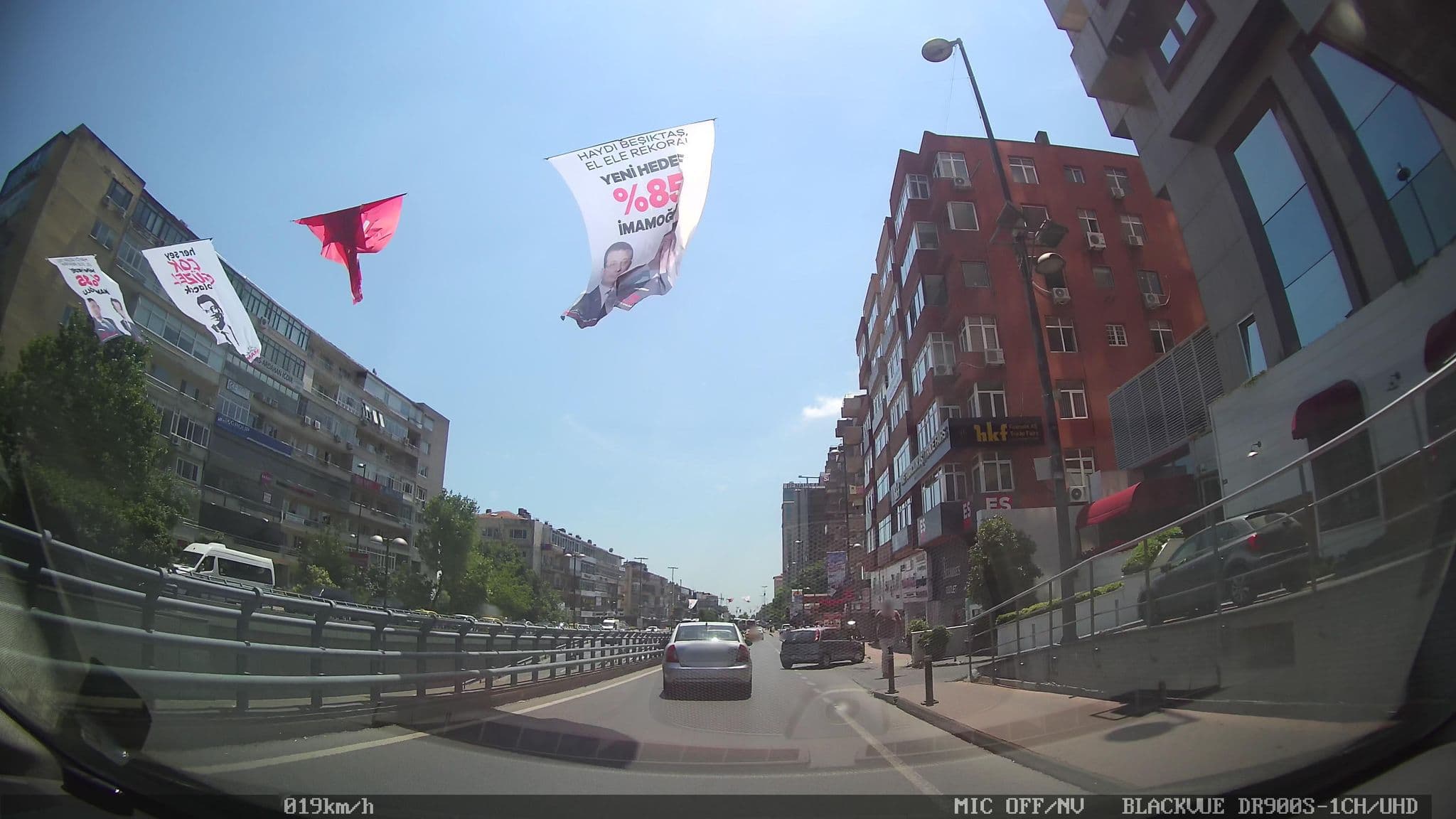 Street view near The Plaza Hotel Istanbul, Yıldız — © asturksever (CC BY-SA · Mapillary)