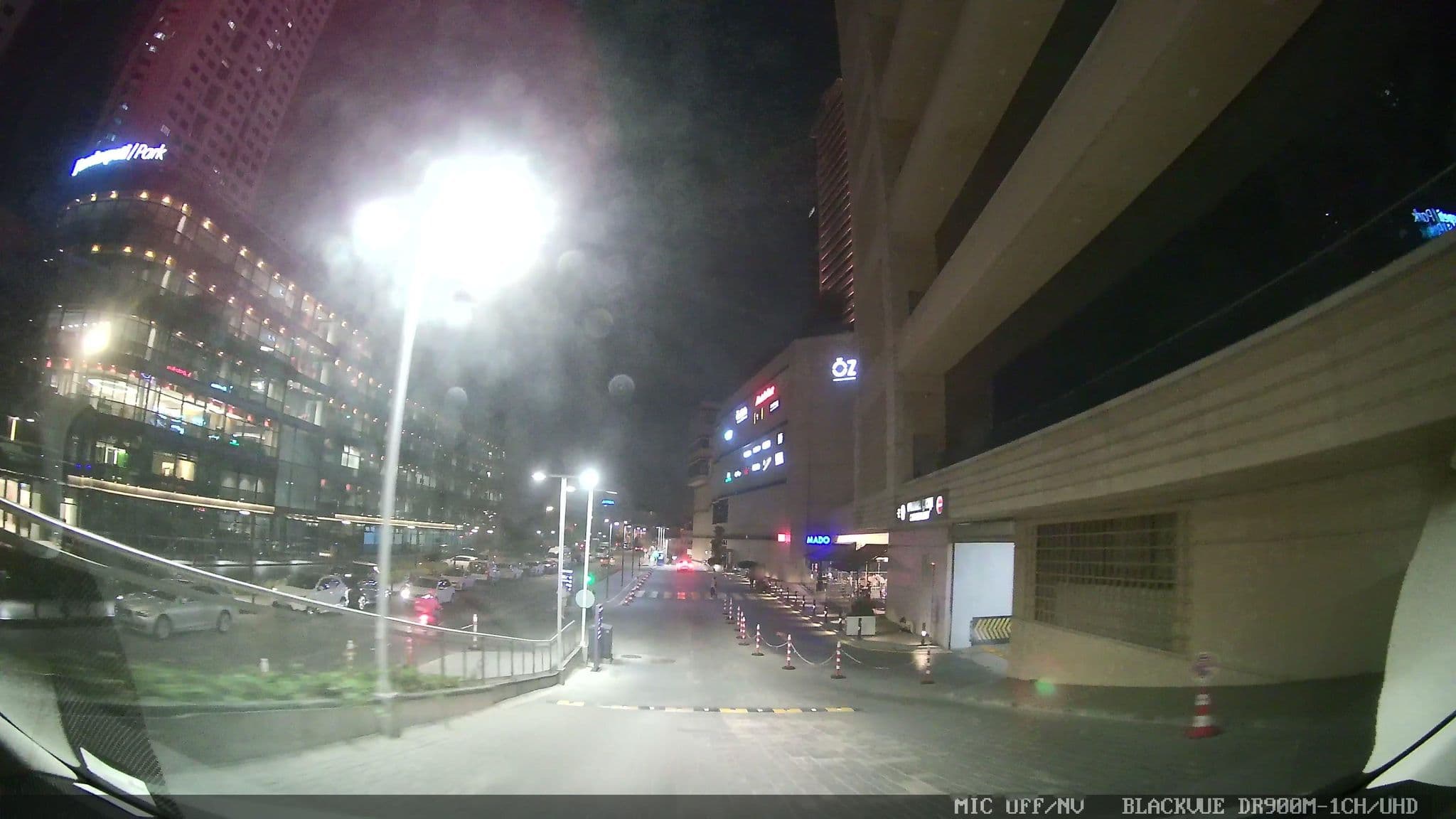 Street view near Wyndham Grand Levent Pool, Levent — © asturksever (CC BY-SA · Mapillary)