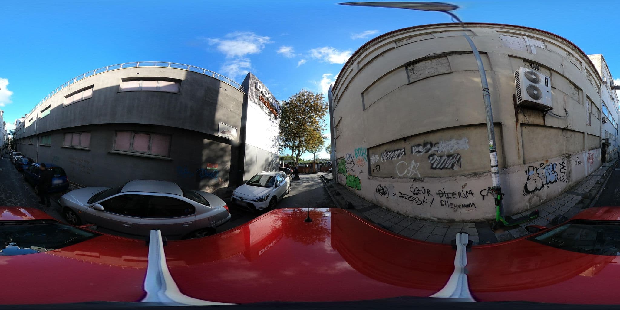 Street view near Ayna Hotel, Levent — © ademturkmen (CC BY-SA · Mapillary)