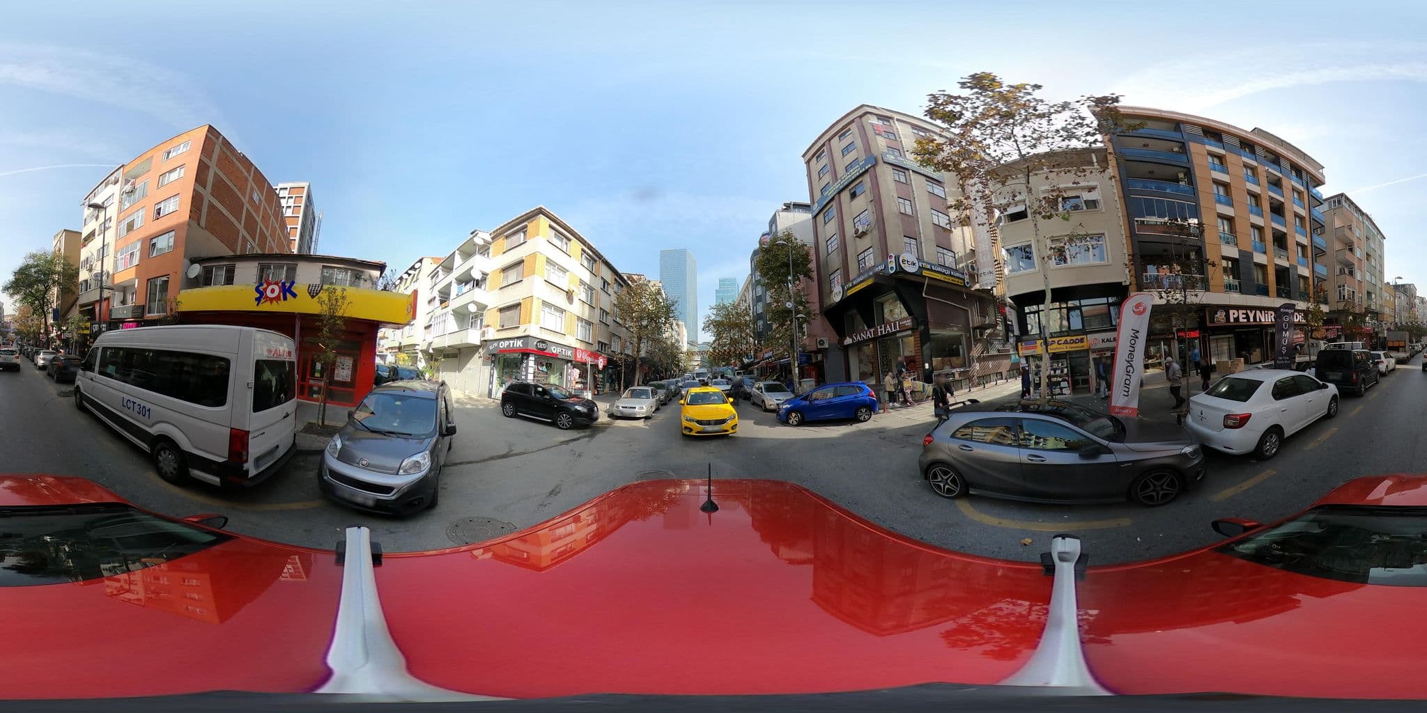 Street view near Bilek Hotel, Levent — © ademturkmen (CC BY-SA · Mapillary)