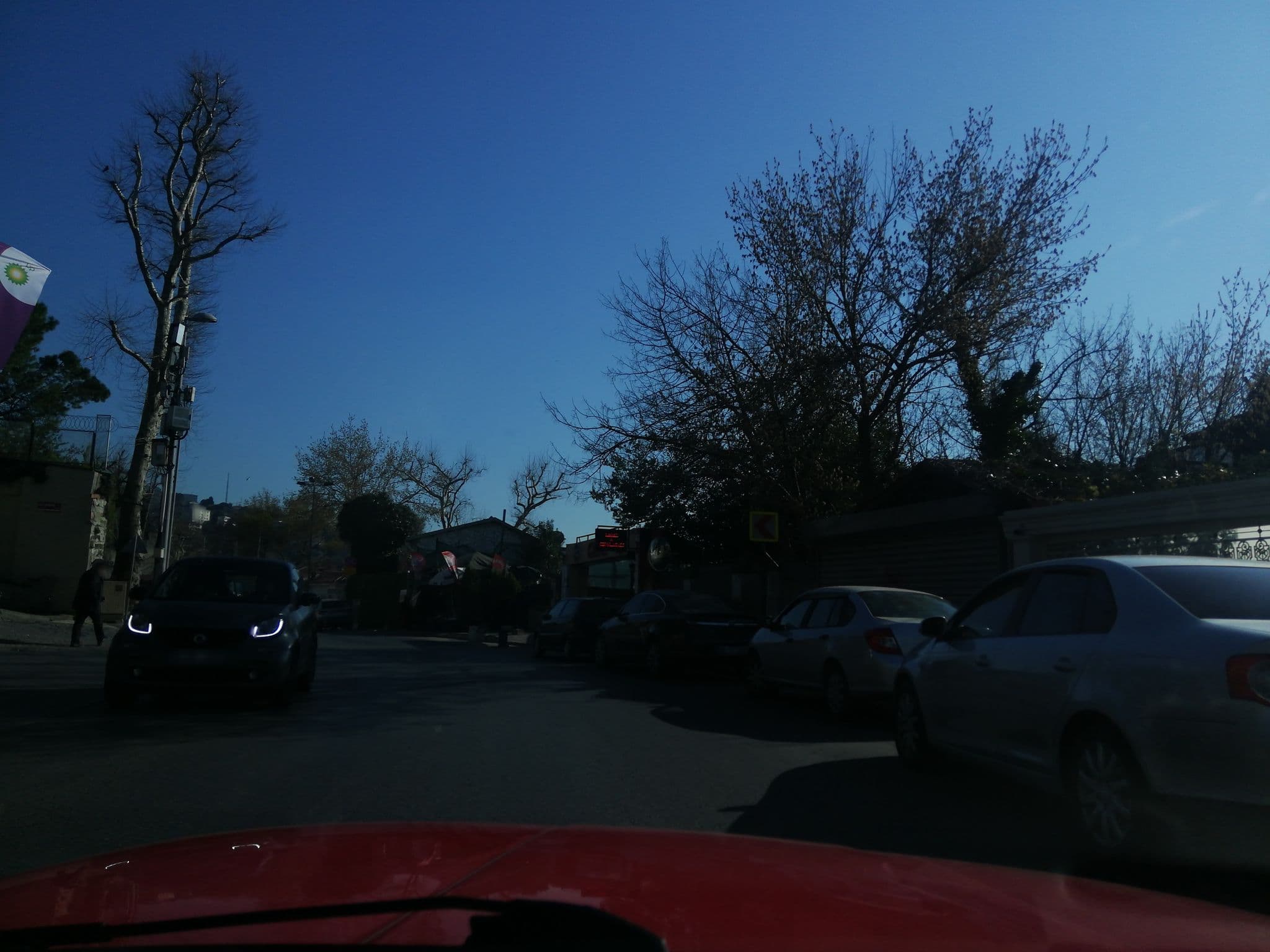 Street view near Casa Paradiso, Çengelköy — © nazif (CC BY-SA · Mapillary)