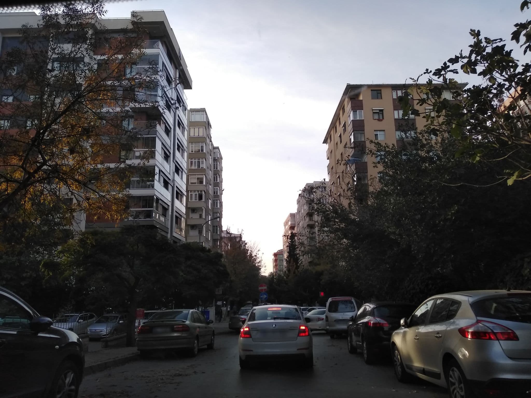Street view near Ketschauer Hof, Ataşehir — © boracasli (CC BY-SA · Mapillary)