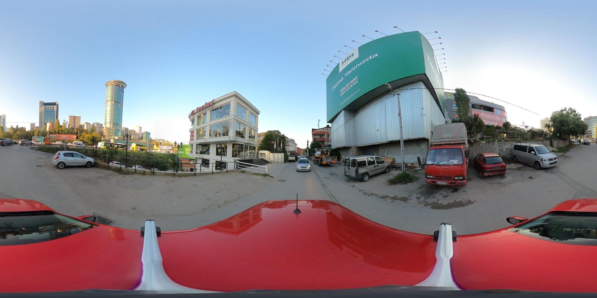 Street view near Sahrakent Otel Ümraniye, Ataşehir — © ademturkmen (CC BY-SA · Mapillary)