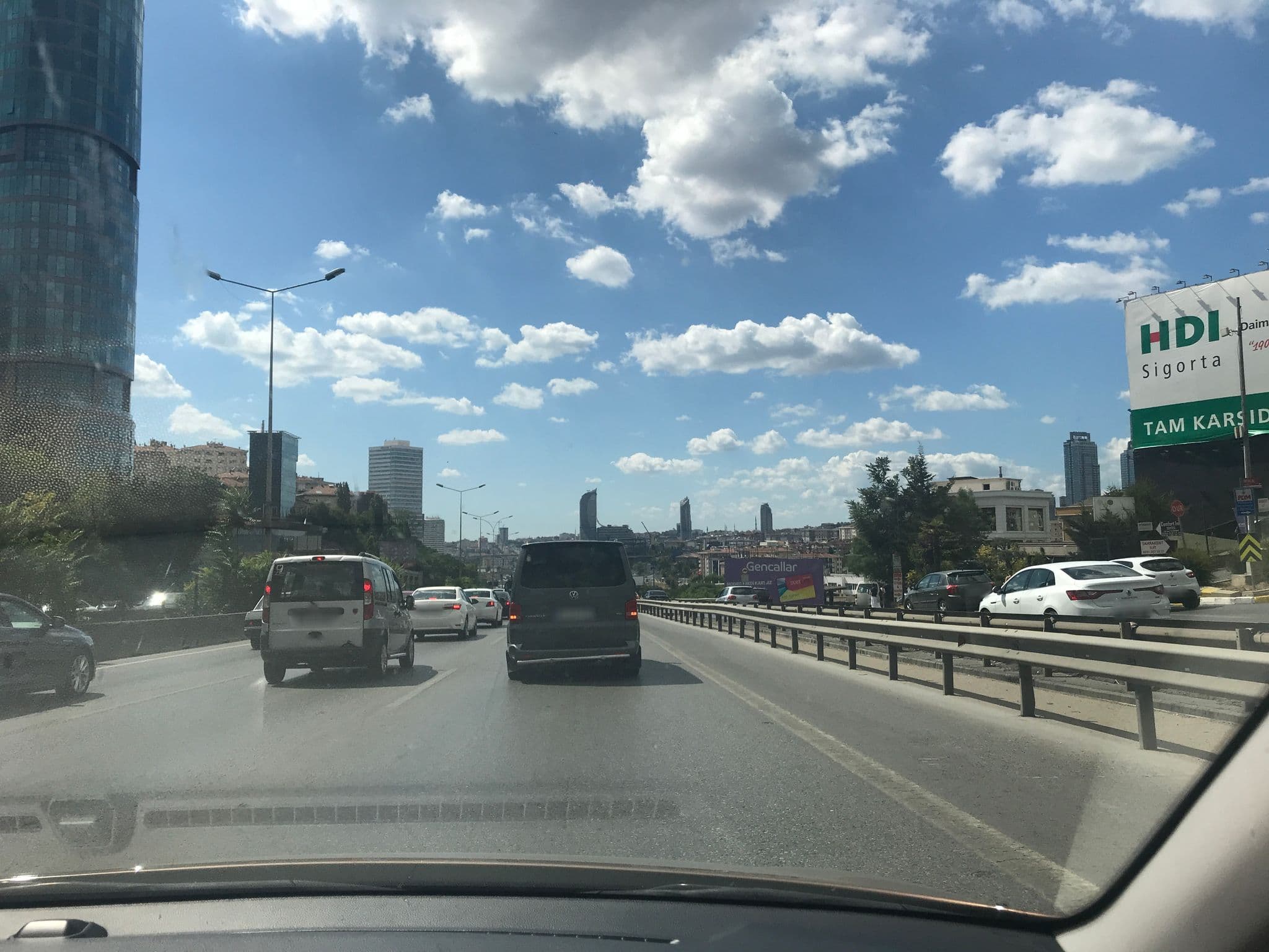 Street view near 217 Suites Çekmeköy, Ataşehir — © gokceyl (CC BY-SA · Mapillary)