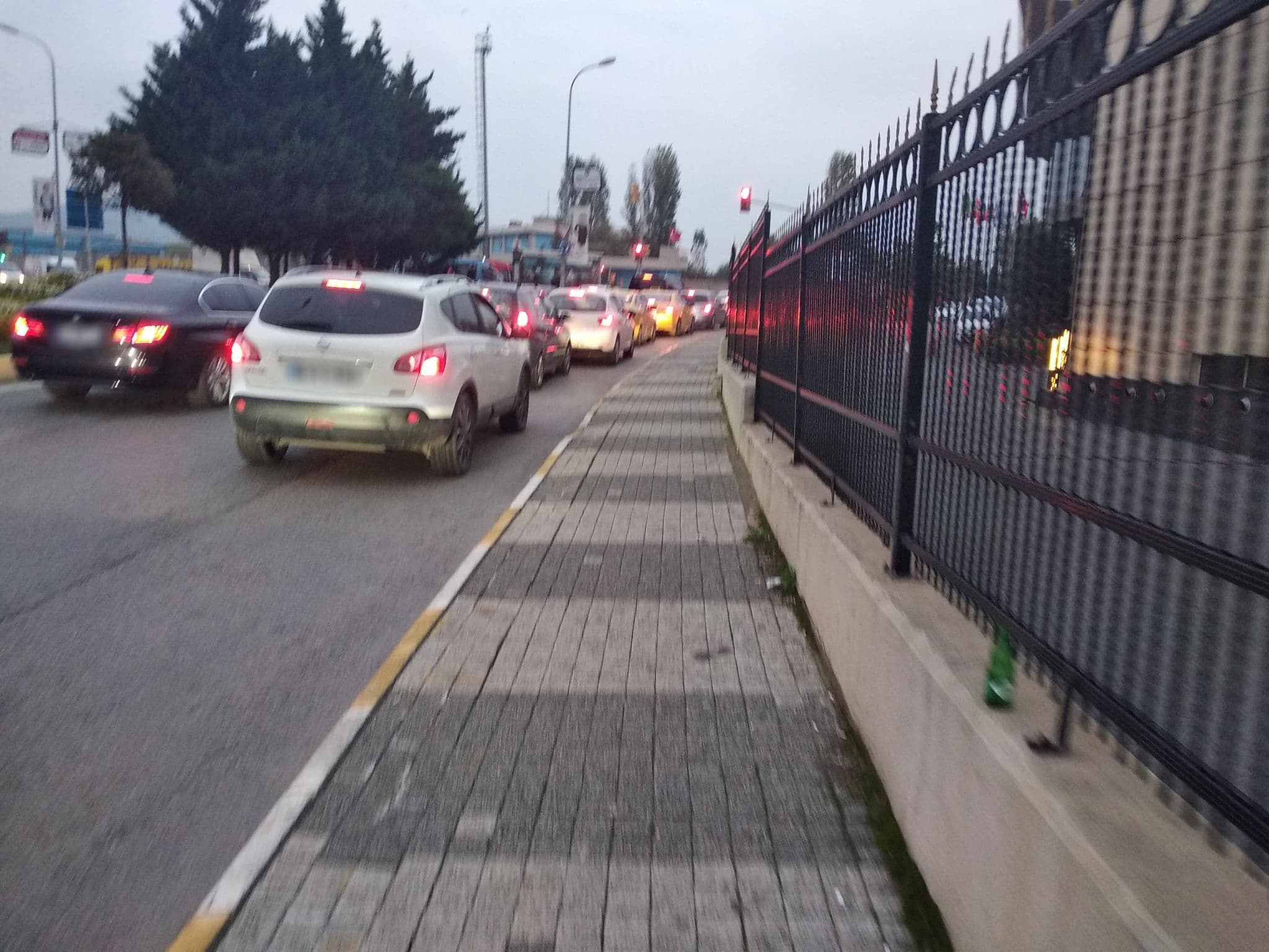 Street view near silence hotel havuz, Ataşehir — © boracasli (CC BY-SA · Mapillary)