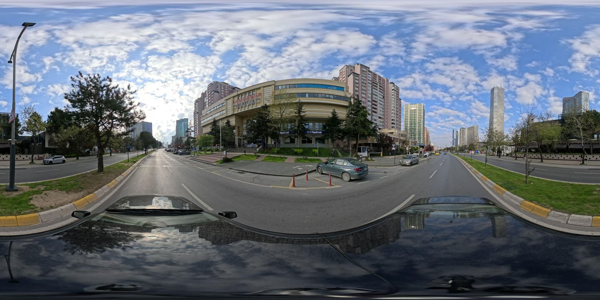 Street view near Jintur, Ataşehir — © burakonder (CC BY-SA · Mapillary)