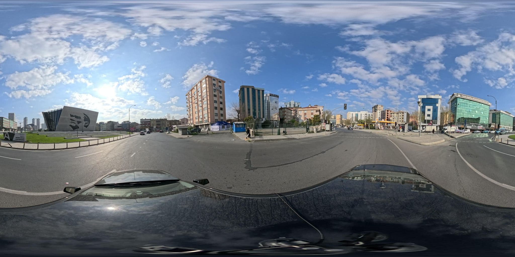 Street view near Uludağ, Ataşehir — © burakonder (CC BY-SA · Mapillary)