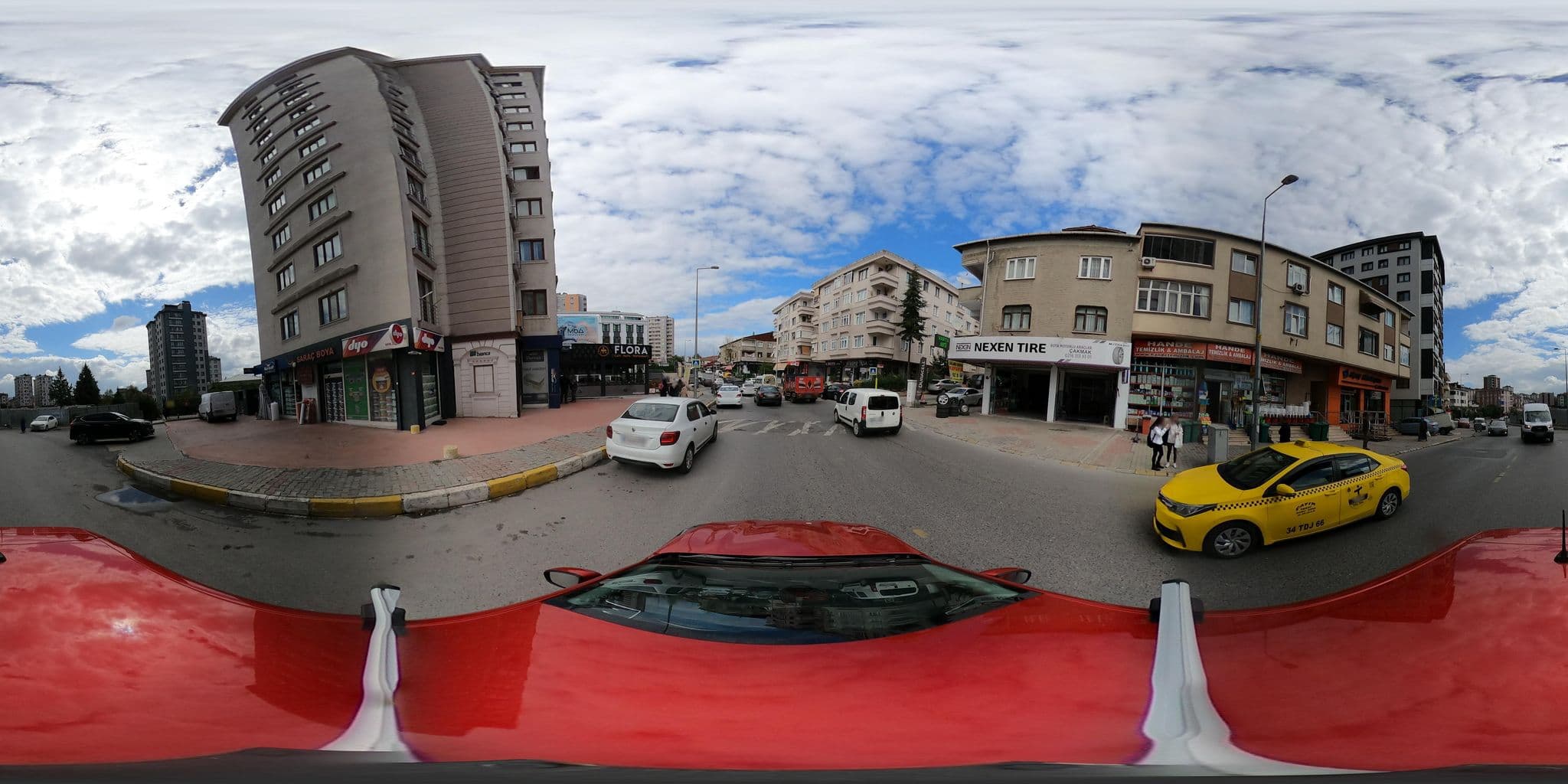Street view near Veyron Hotel/istanbul, Umraniye — © ademturkmen (CC BY-SA · Mapillary)