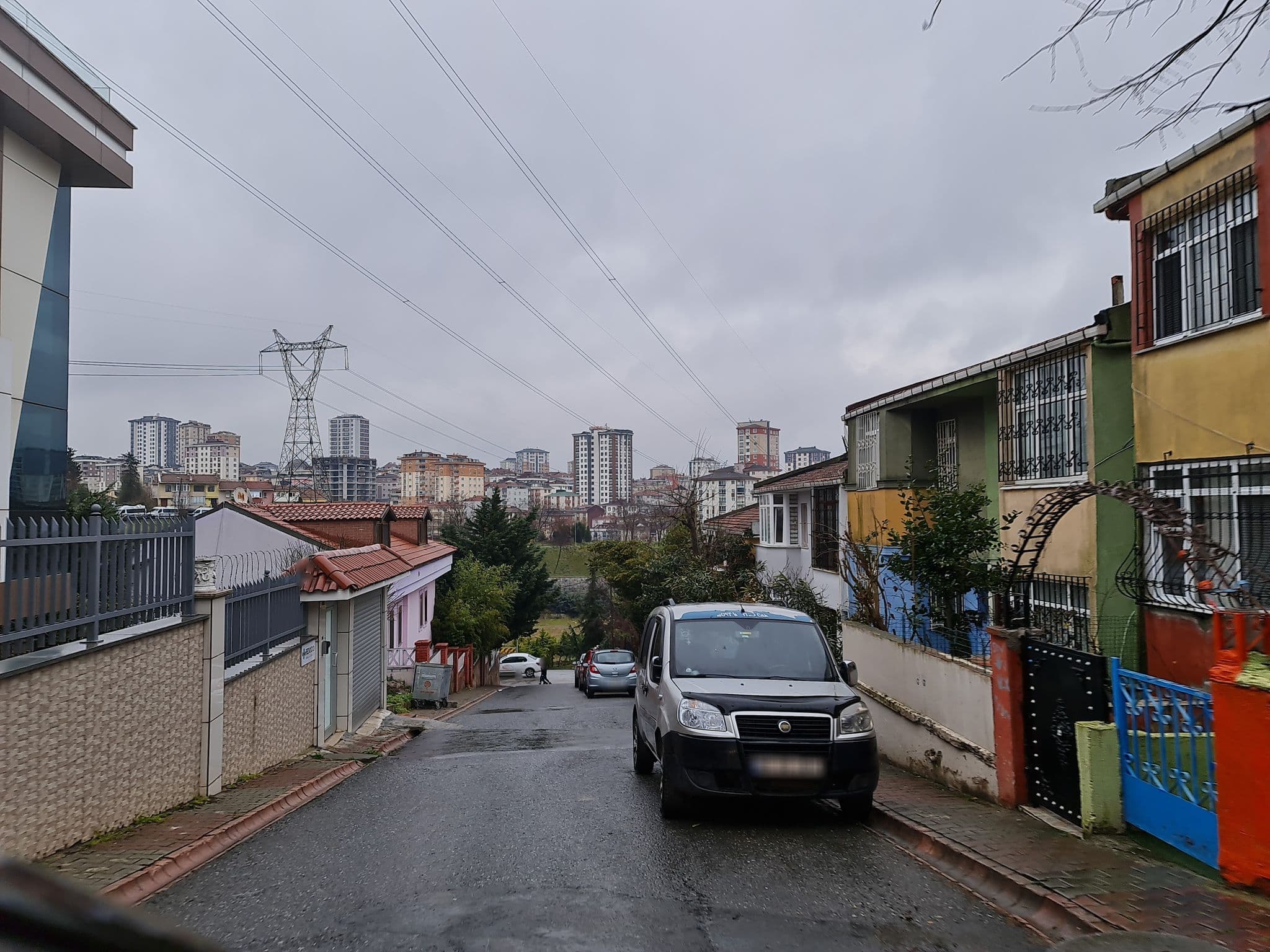 Street view near The City Suitses Spa, Umraniye — © ahmetberke74 (CC BY-SA · Mapillary)
